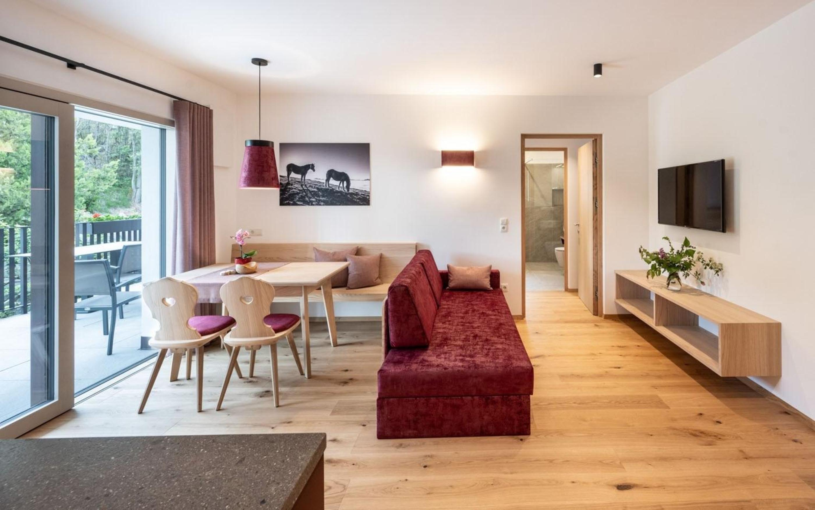 Two-Bedroom Deluxe Apartment with Garden View
