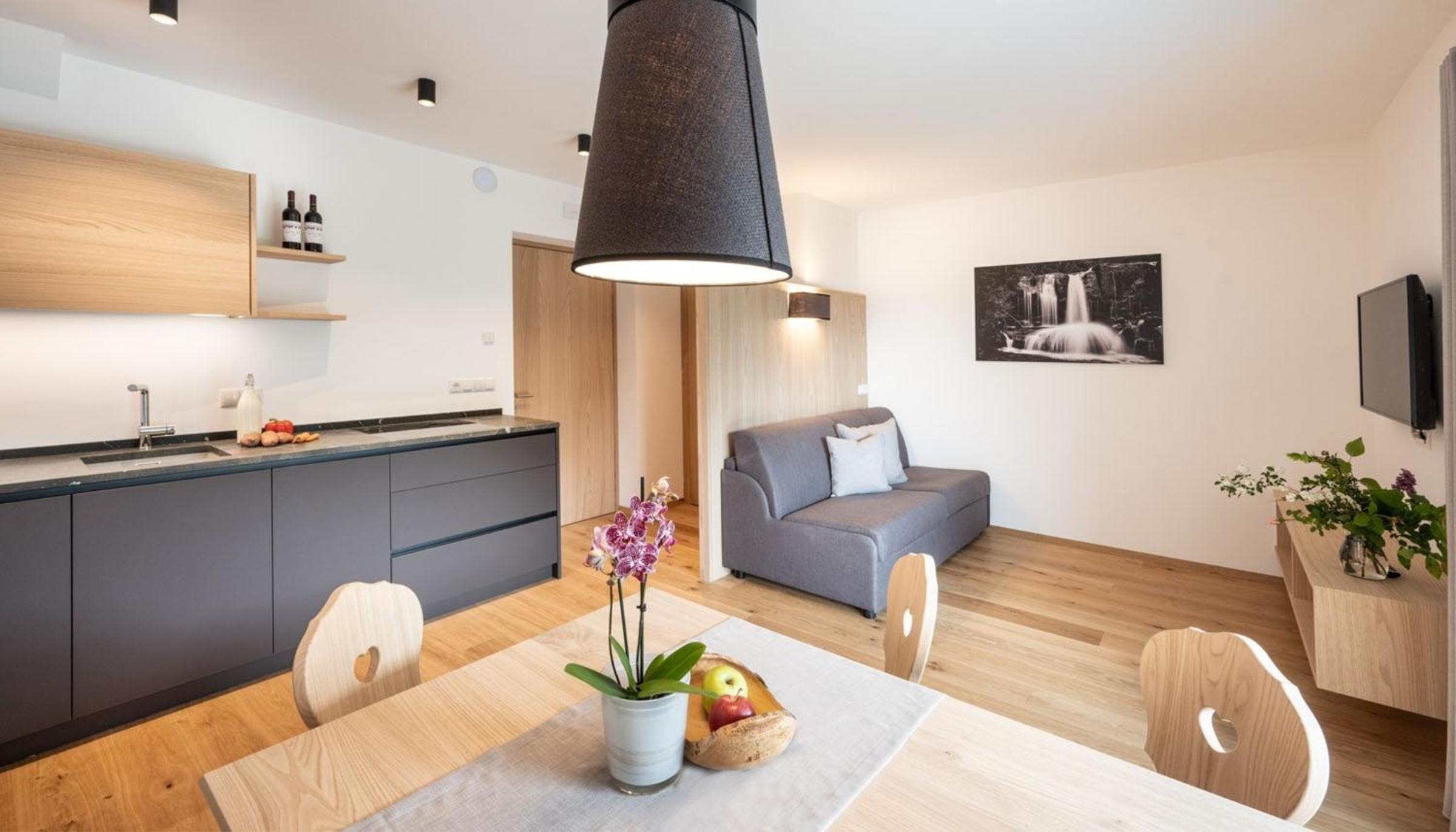 Two-Bedroom Deluxe Apartment with Garden View