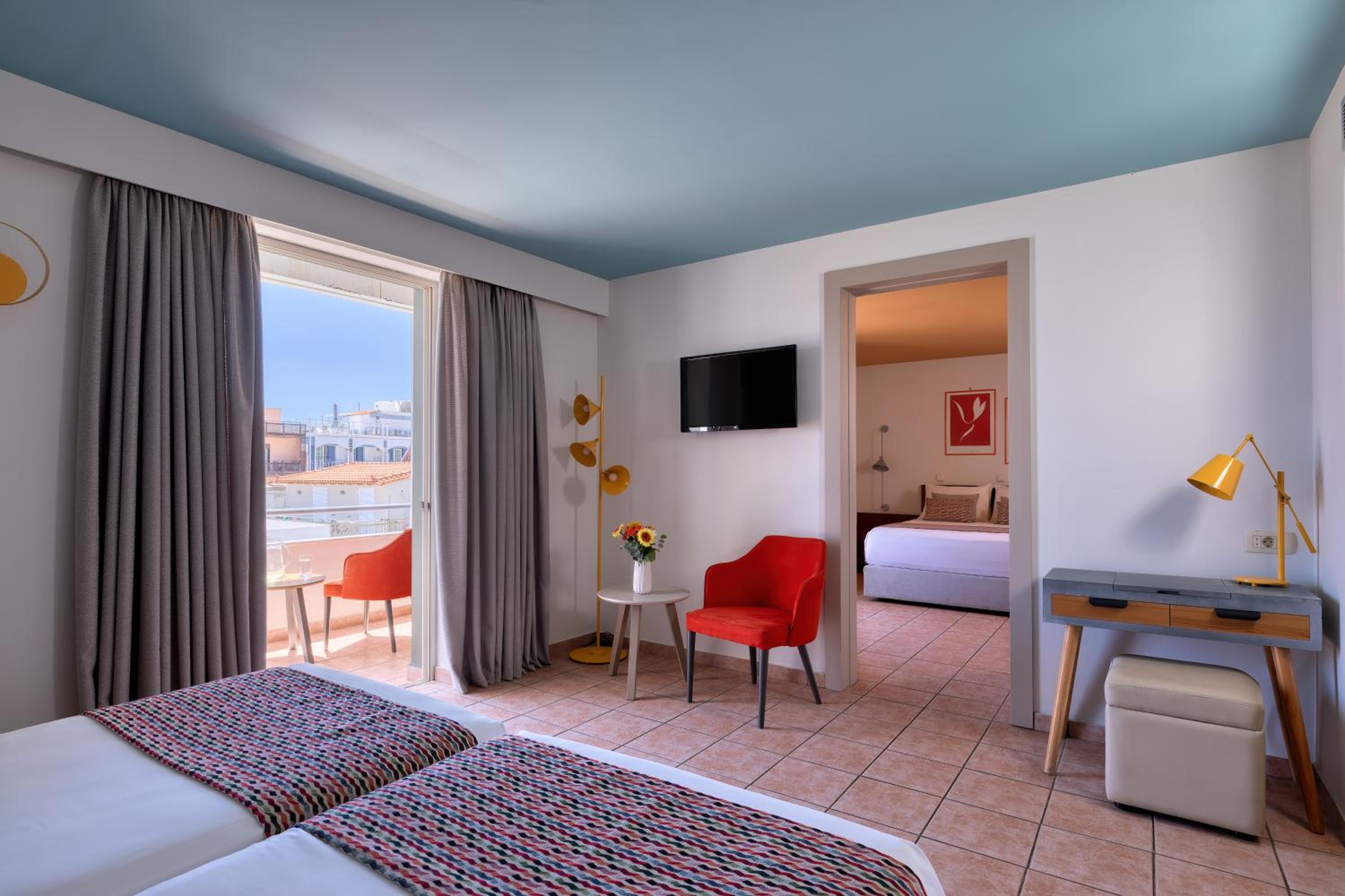 Family Suite - Photo 1
