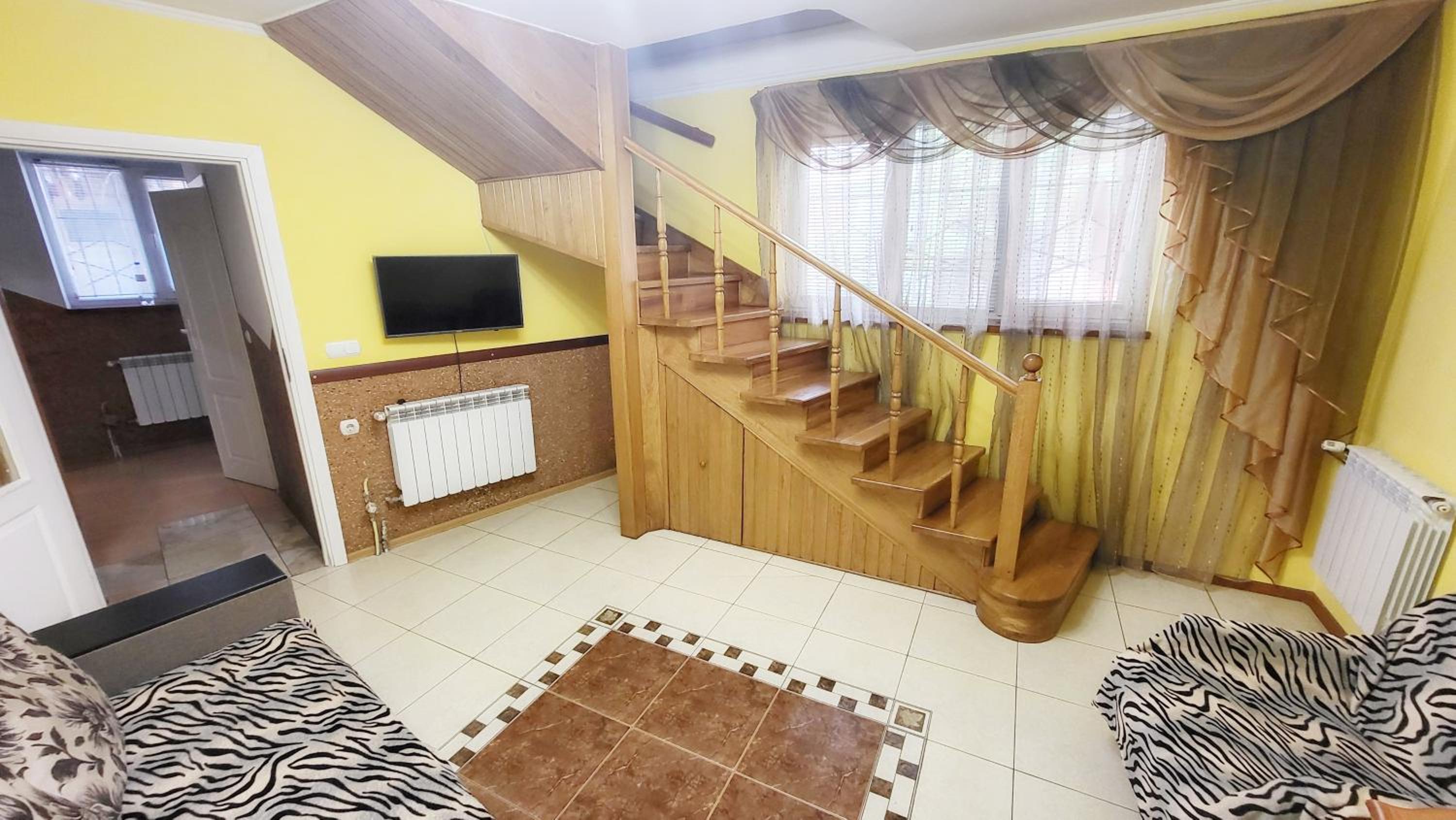 Apartment - Split Level photo 1
