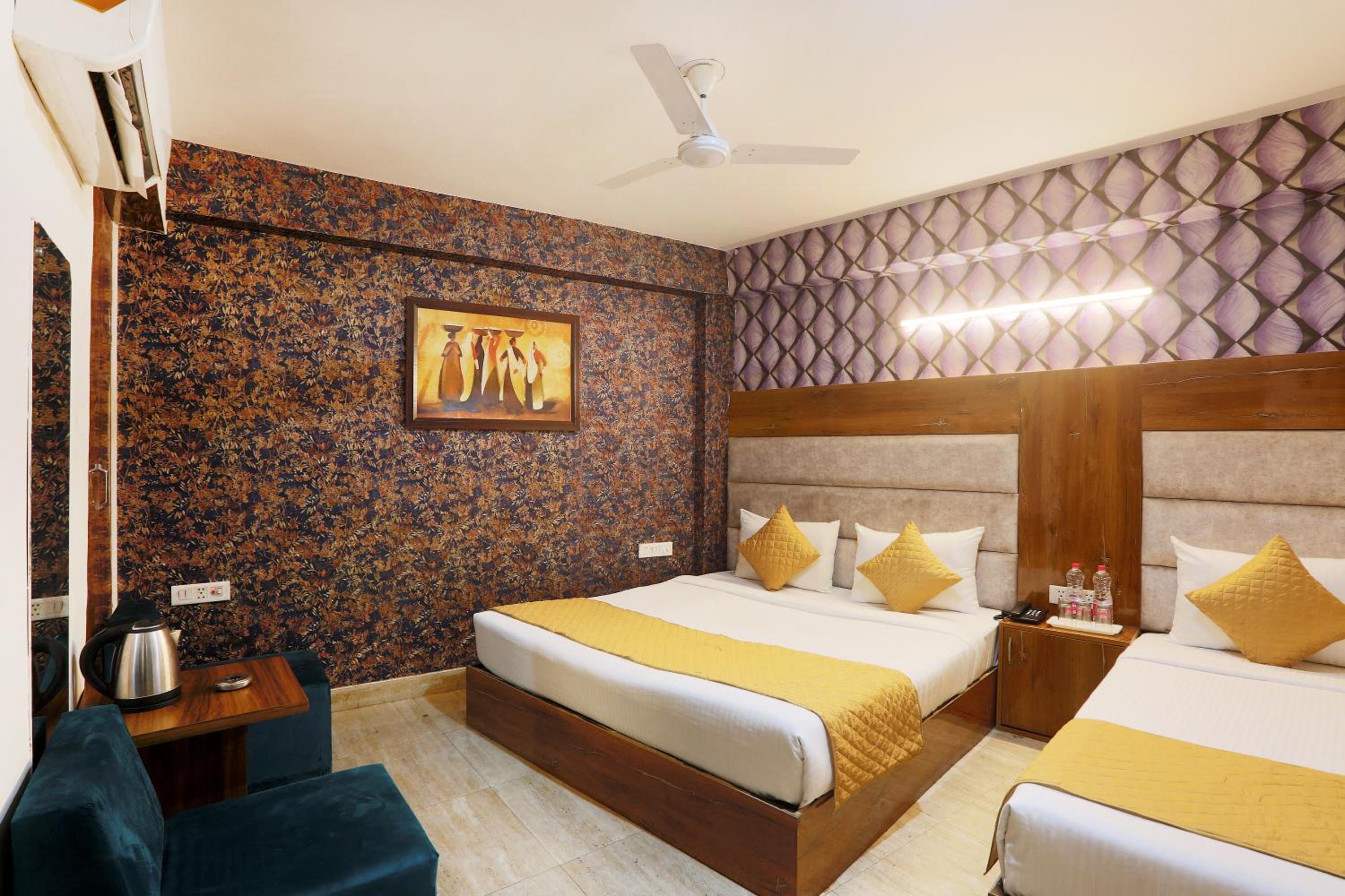 Deluxe Triple Room
