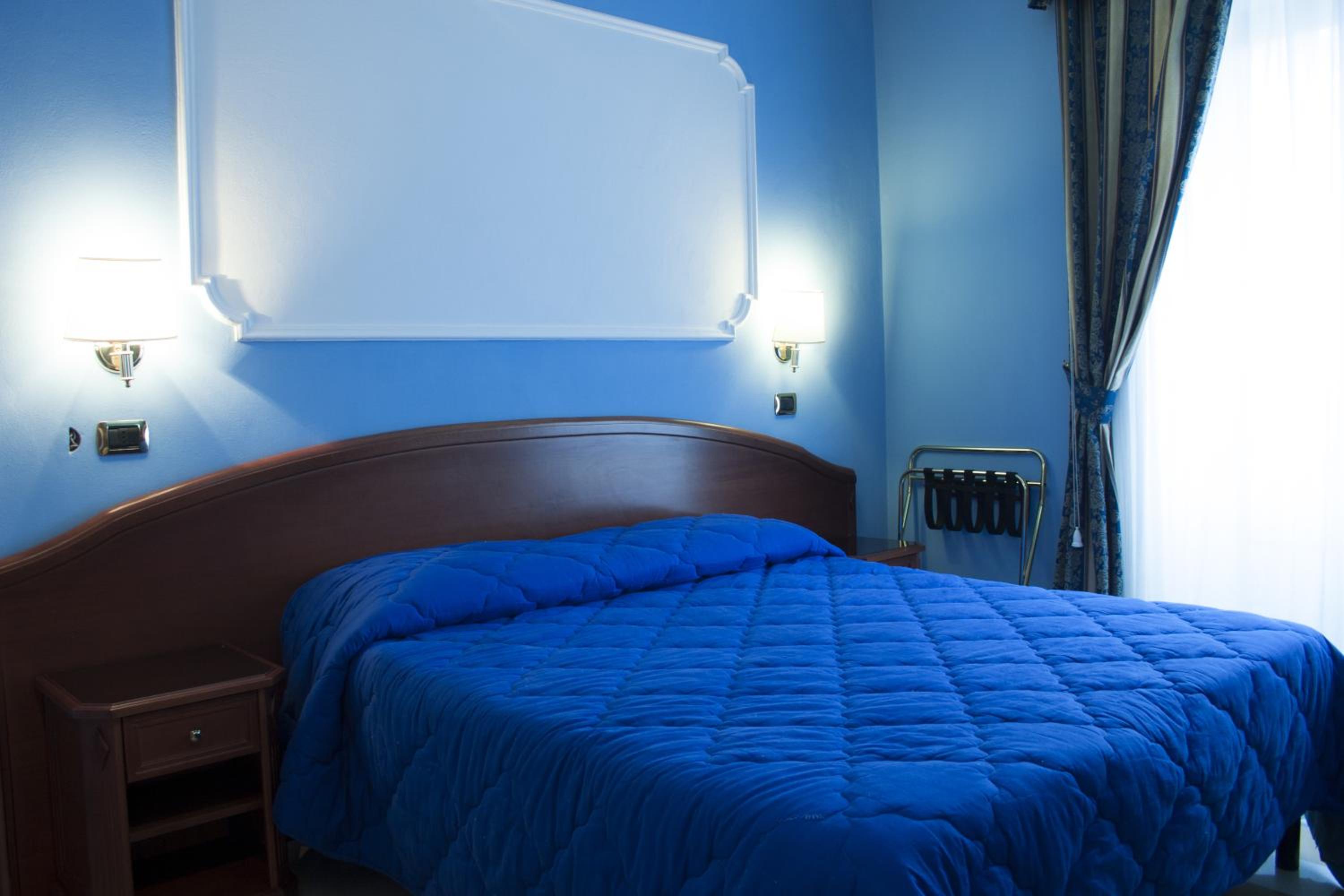 Double or Twin Room photo 1