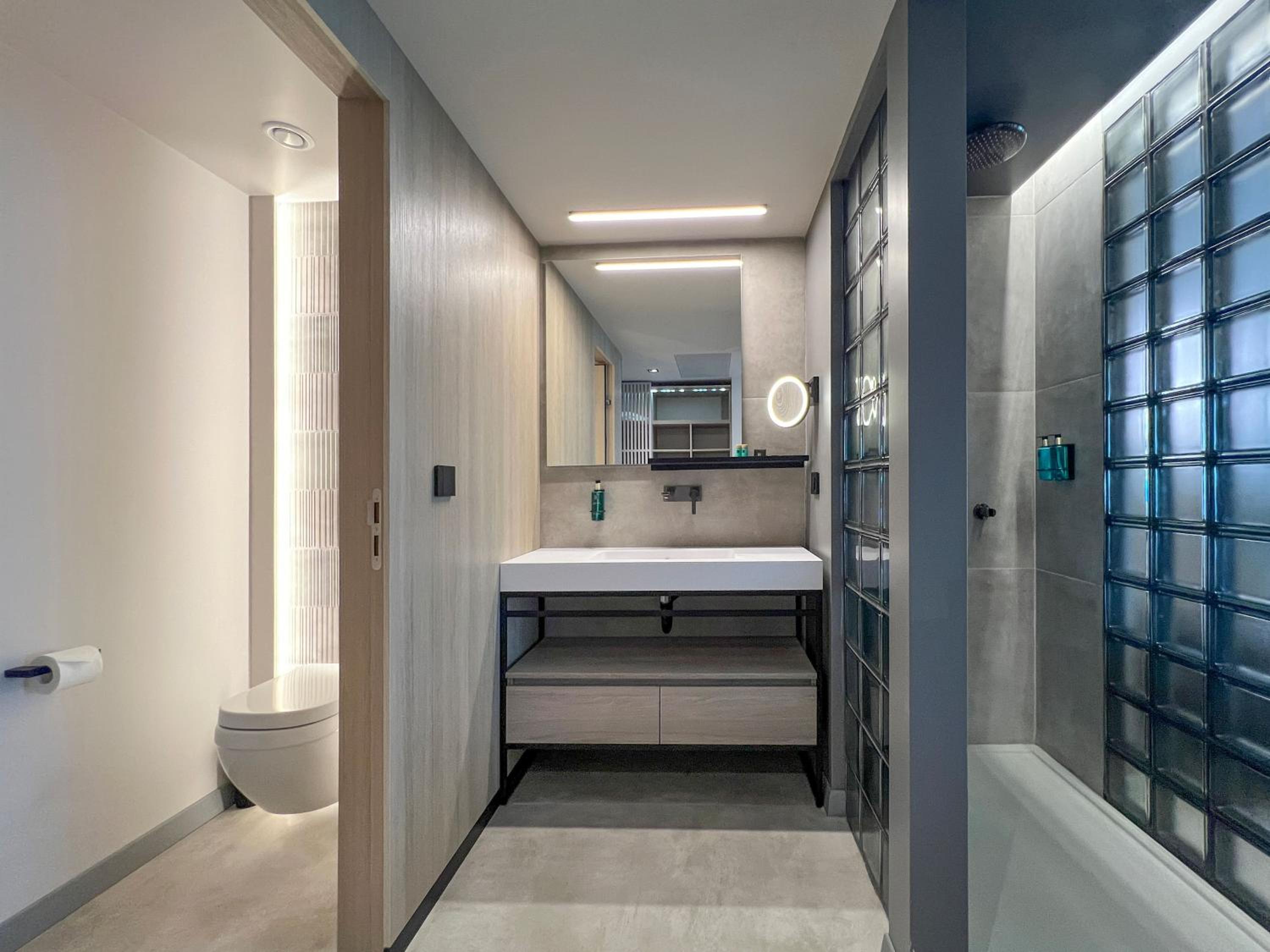 Deluxe Double Room with unlimited access to Calma SPA Center photo 2