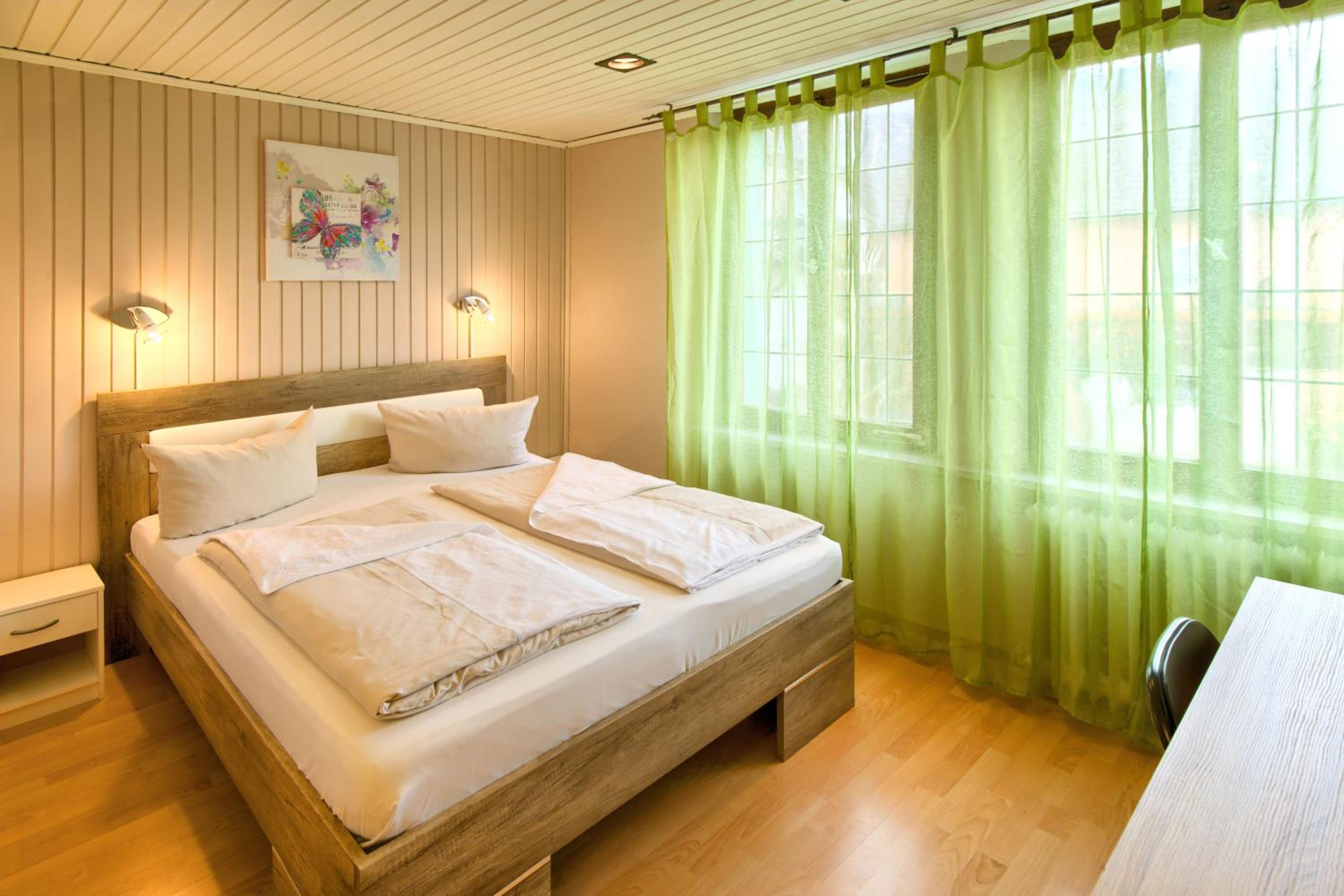 Budget Double Room photo 1