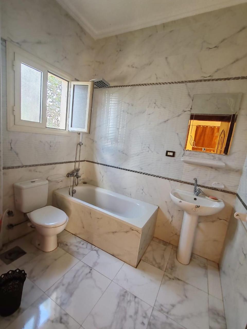Villa photo 3