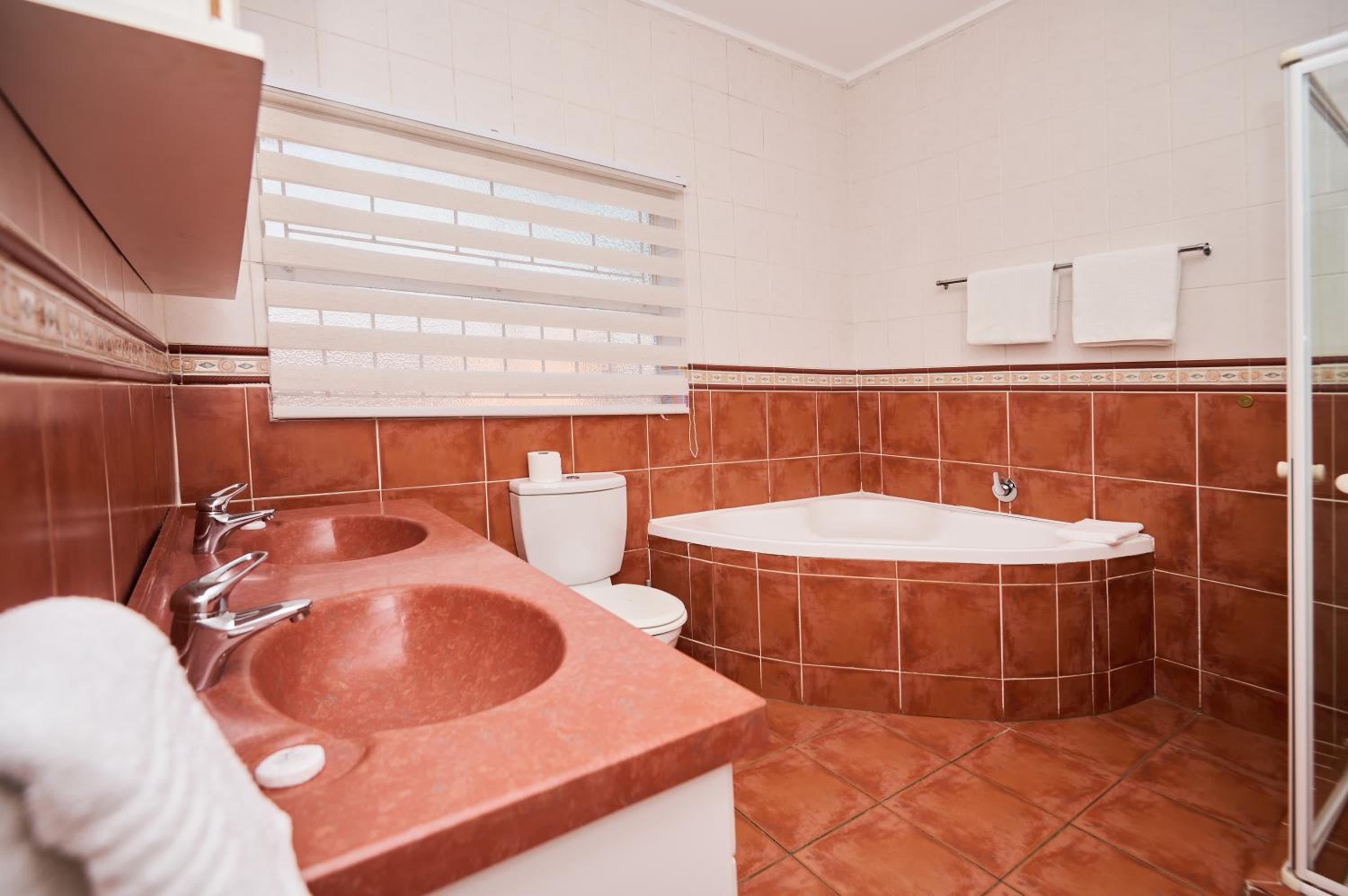 Villa photo 2