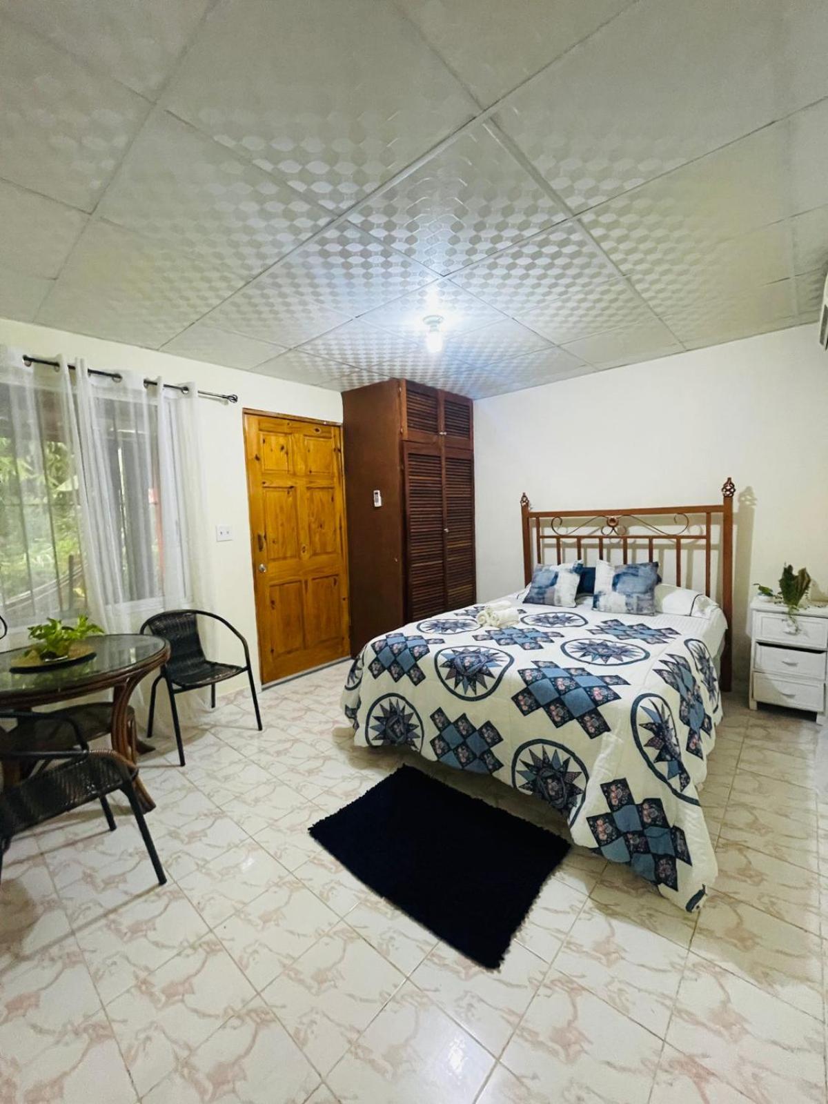 Standard Double Suite photo 2