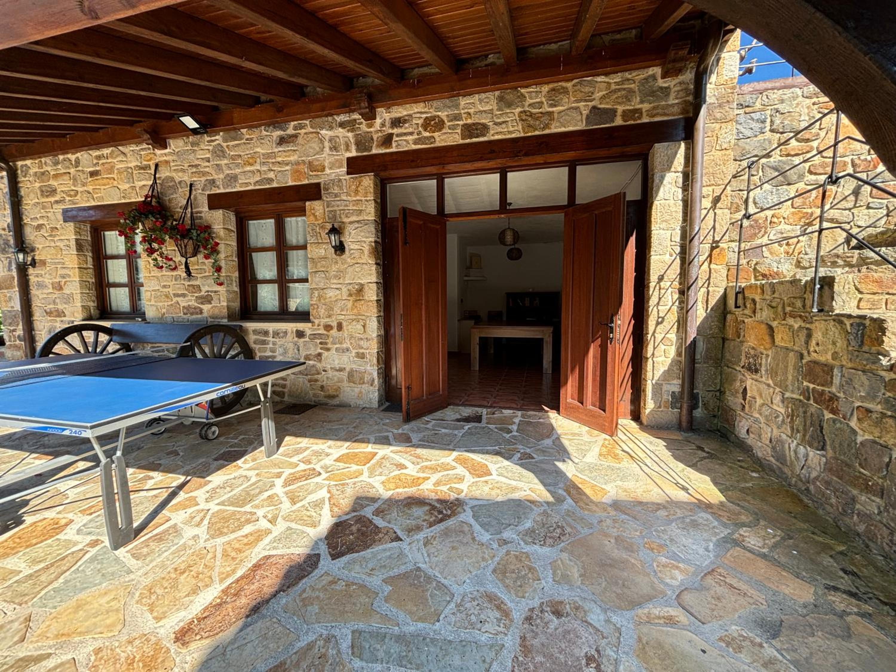 Villa with Private Pool photo 3