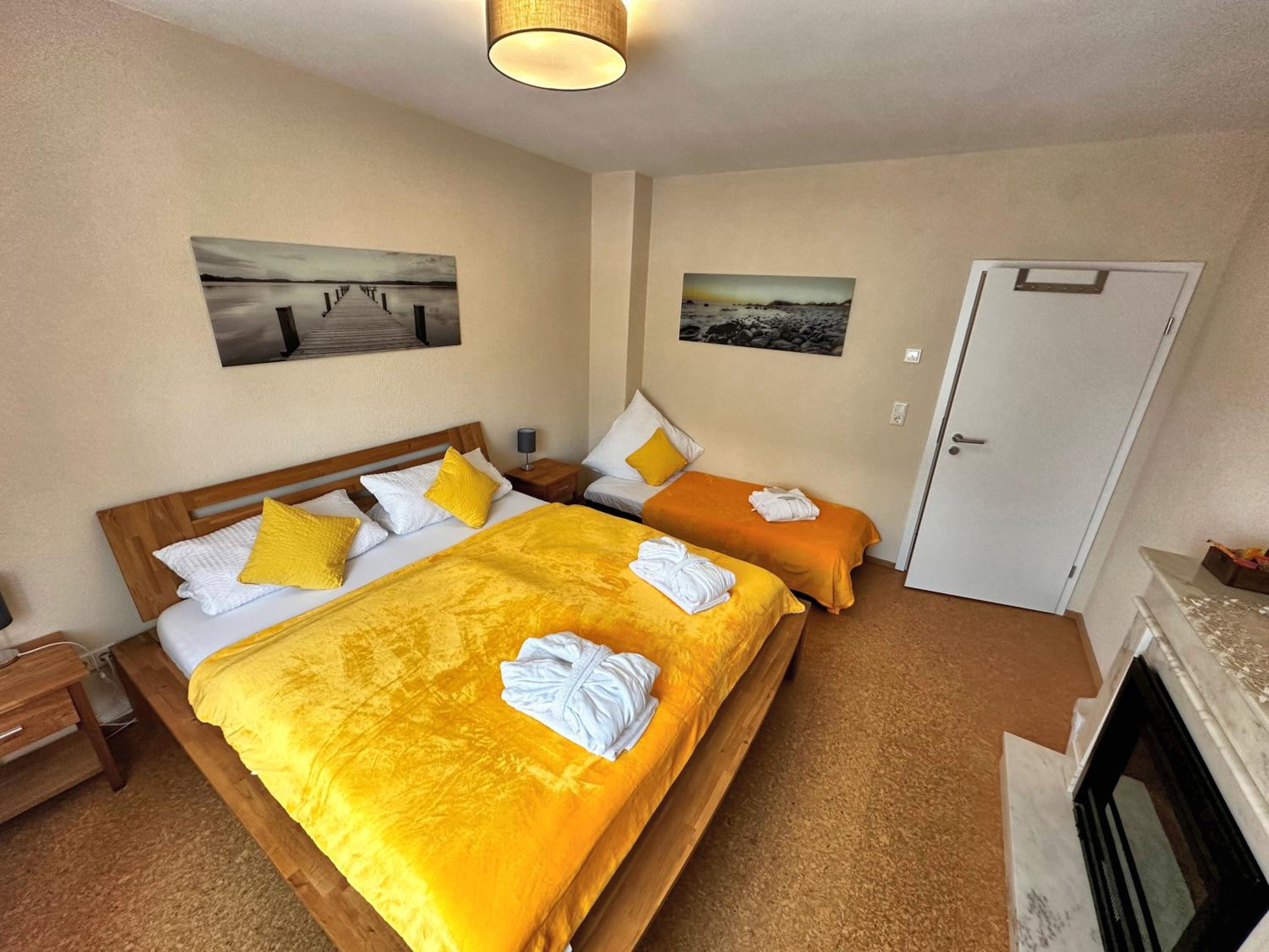 Double Room with Shared Bathroom photo 1