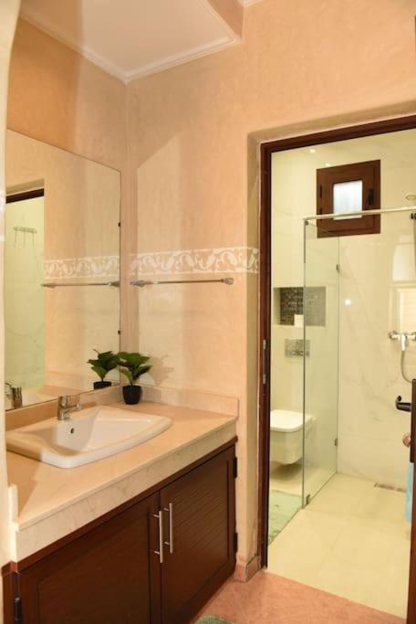 Villa photo 3