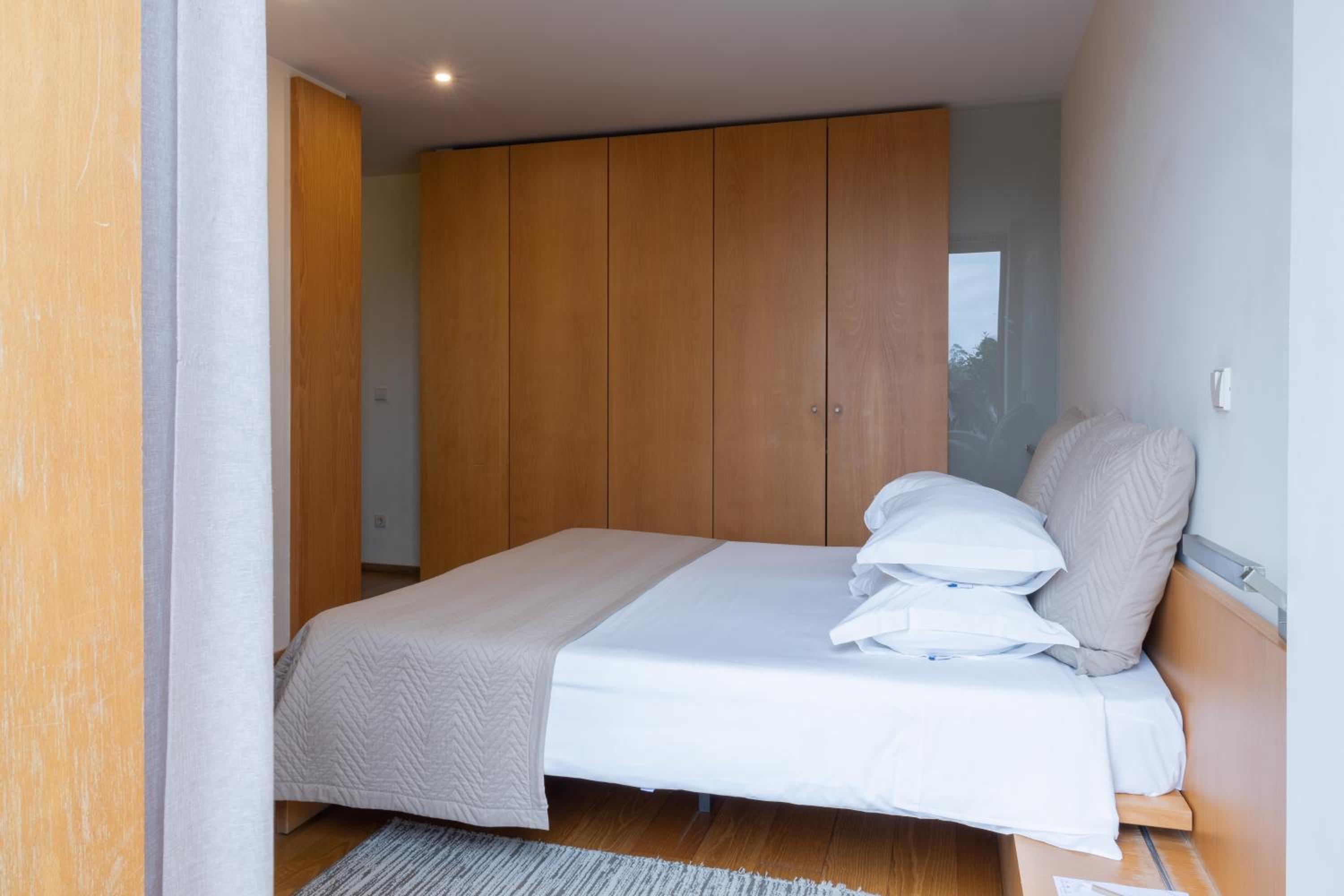 Double or Twin Room with Golf View - Photo 5