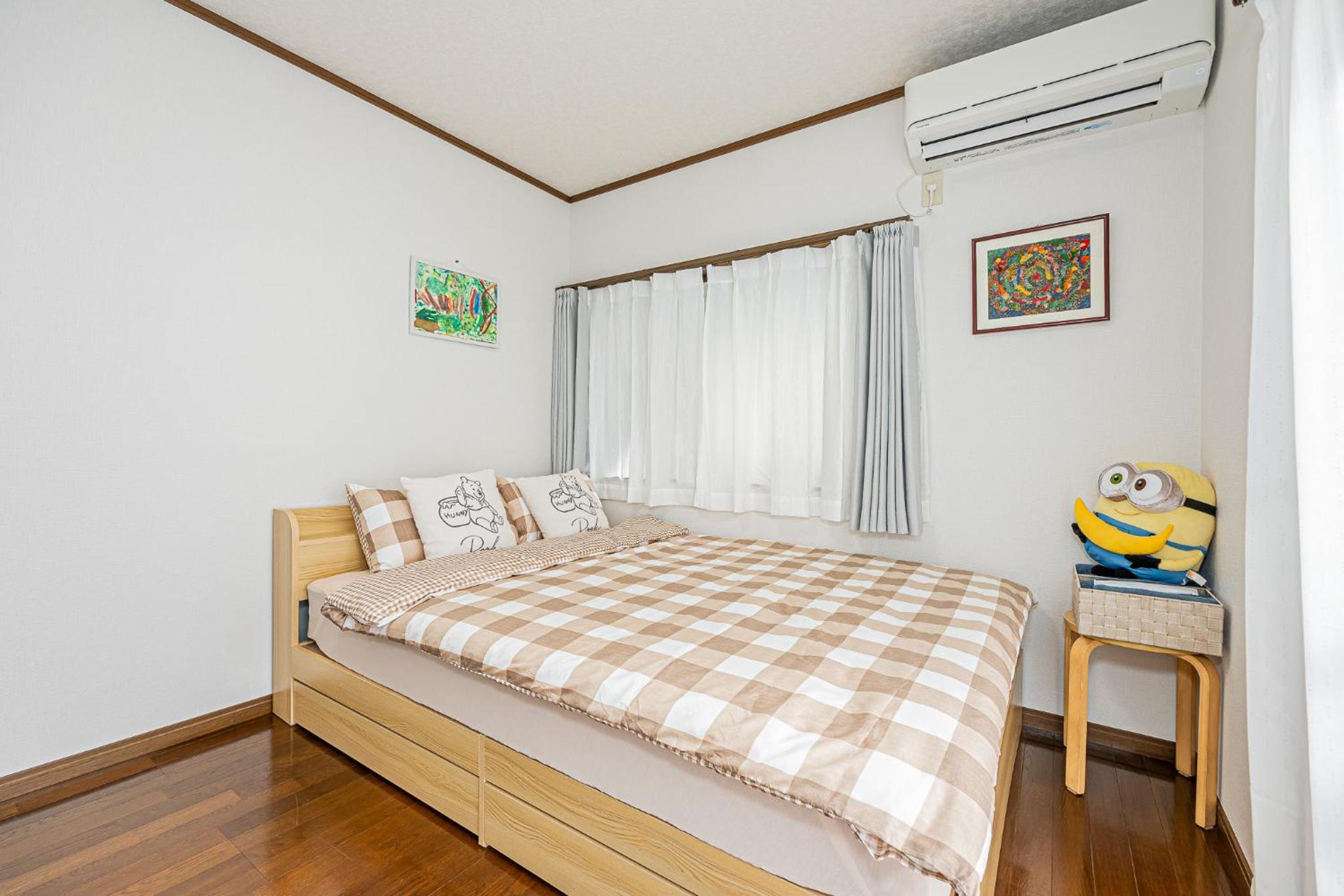 Four-Bedroom House photo 1