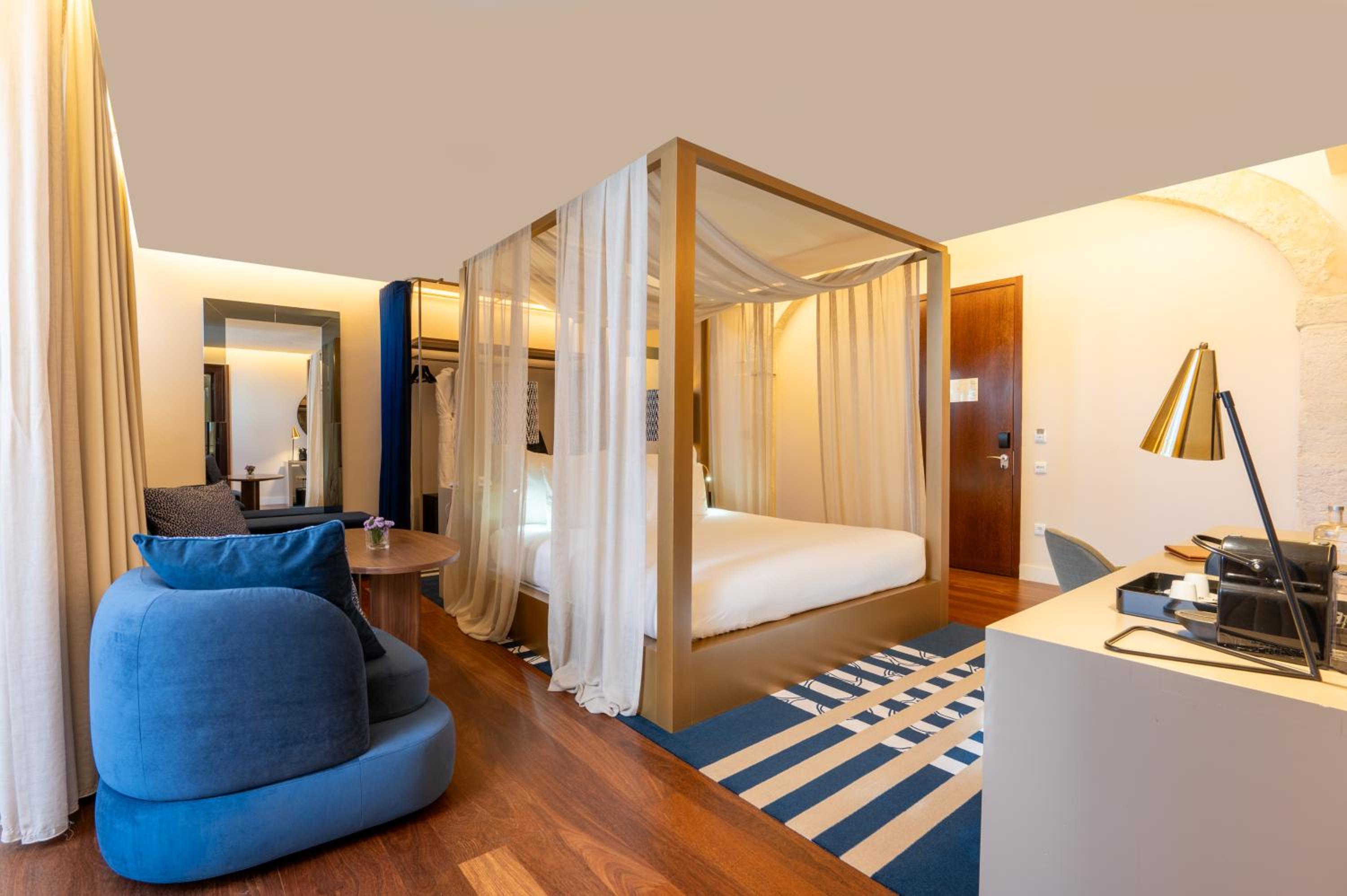 Studio Suite photo 2
