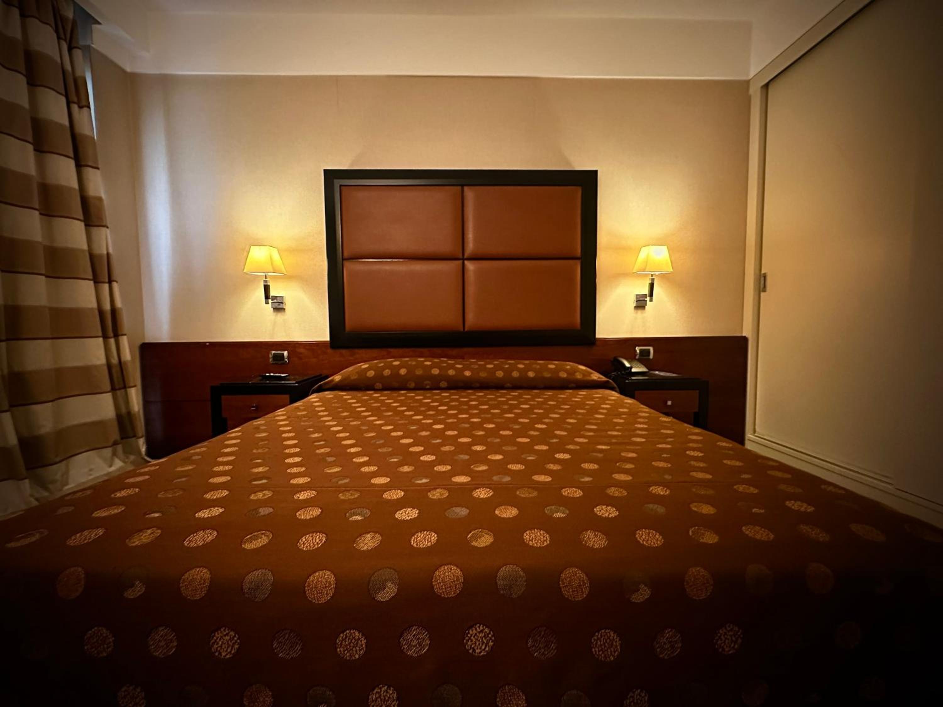 Double or Twin Room photo 1