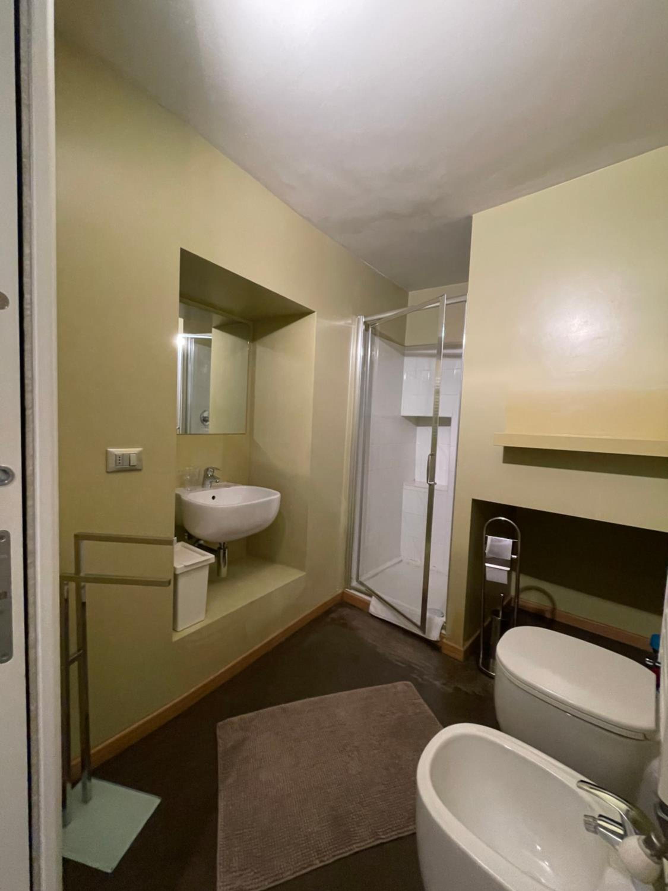 One-Bedroom Apartment photo 3