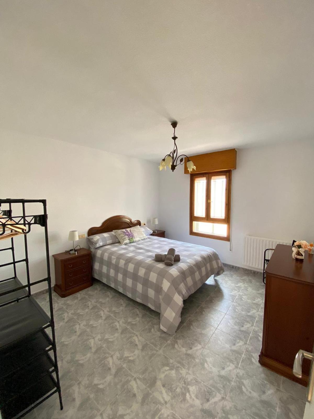 Casa de cuatro habitaciones