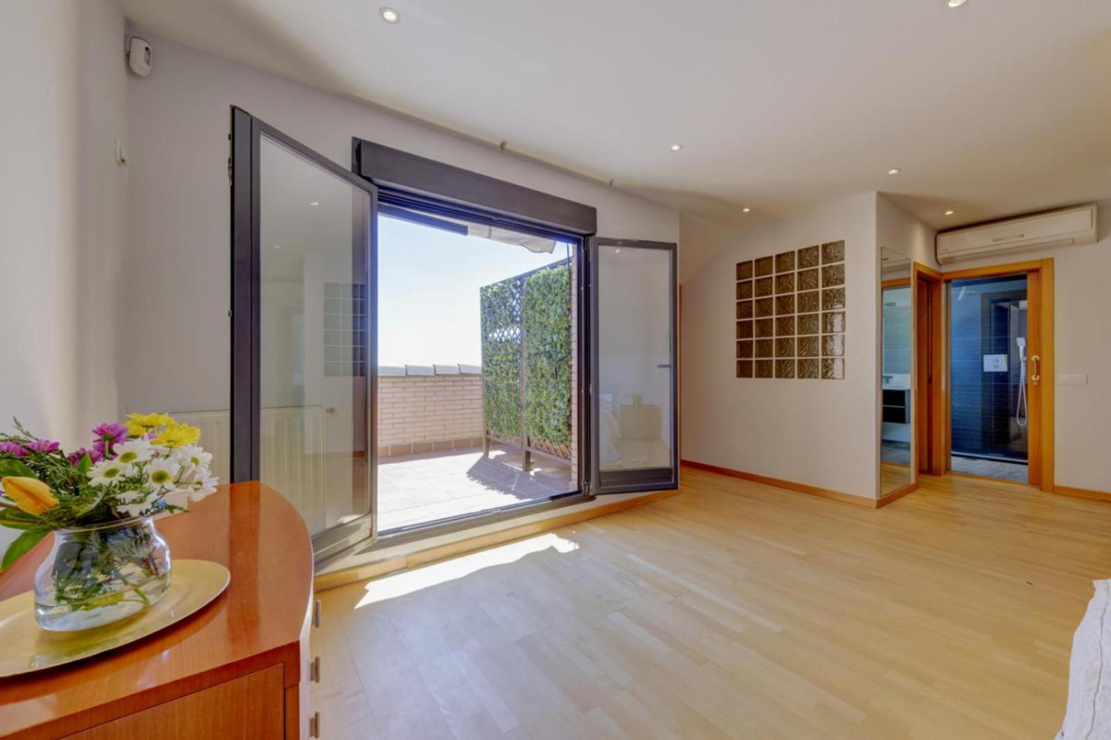 Casa de cinco habitaciones