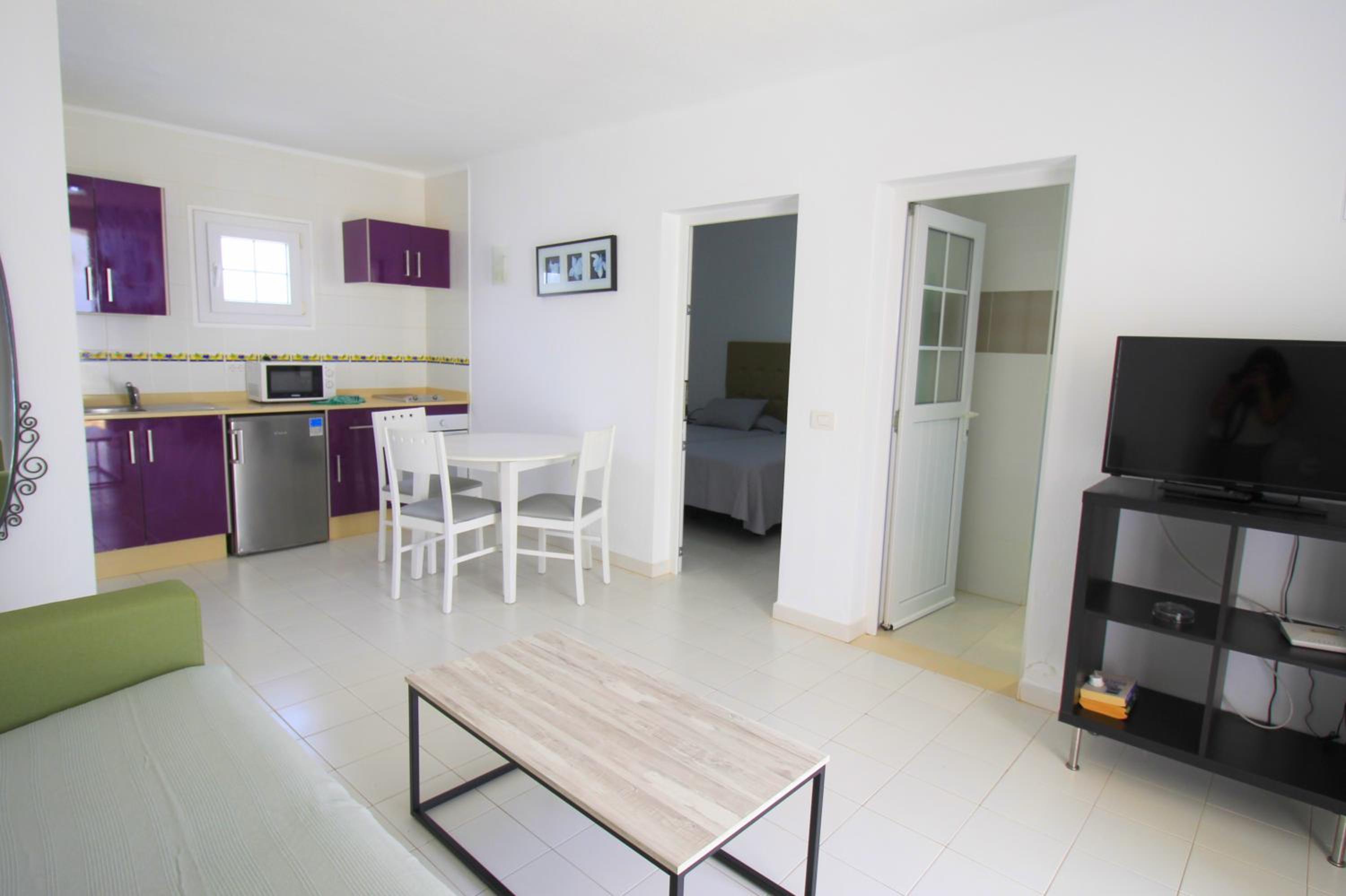 Economy Apartment photo 3