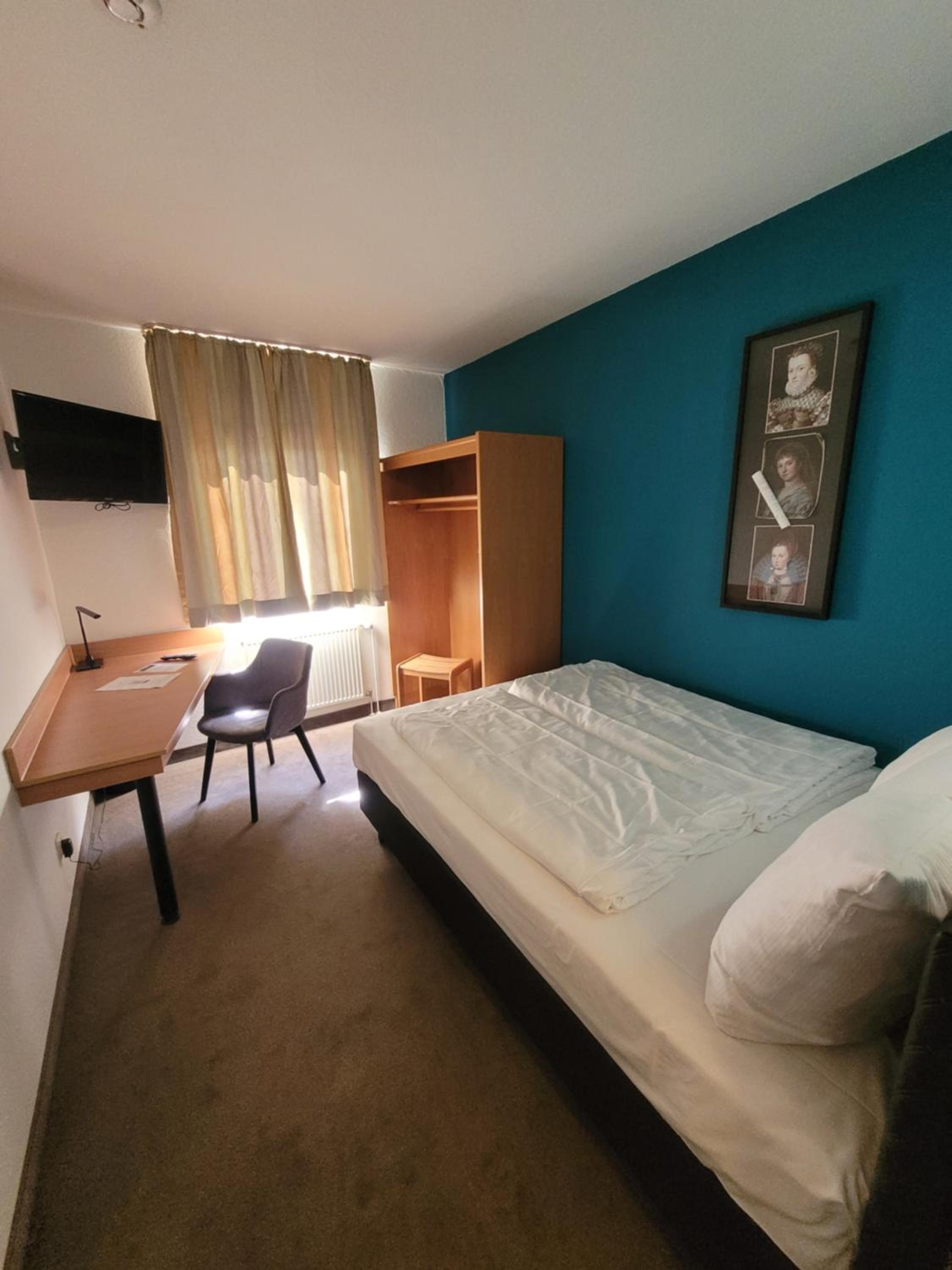 Queen Room - Photo 4