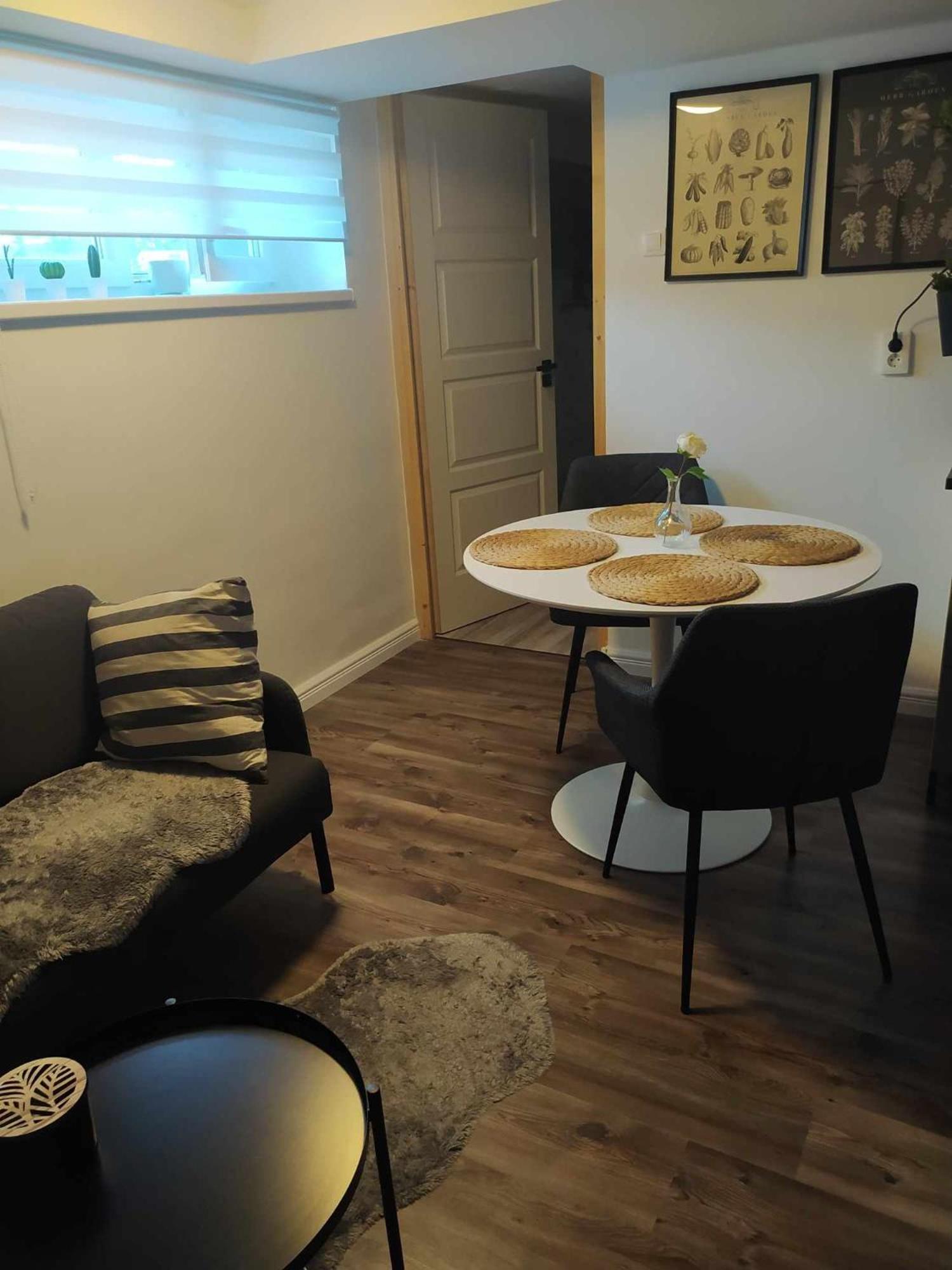 Two-Bedroom Apartment - Photo 21