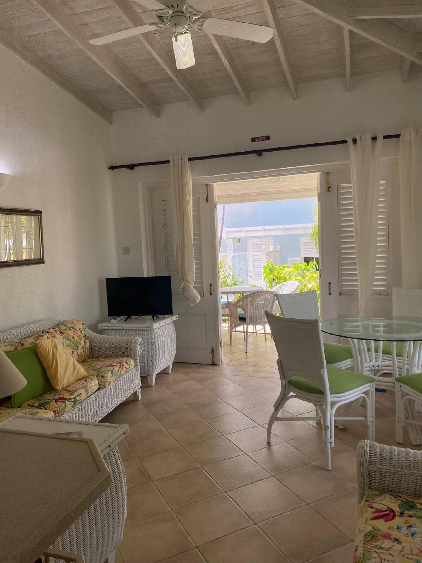 Two-Bedroom Villa photo 3