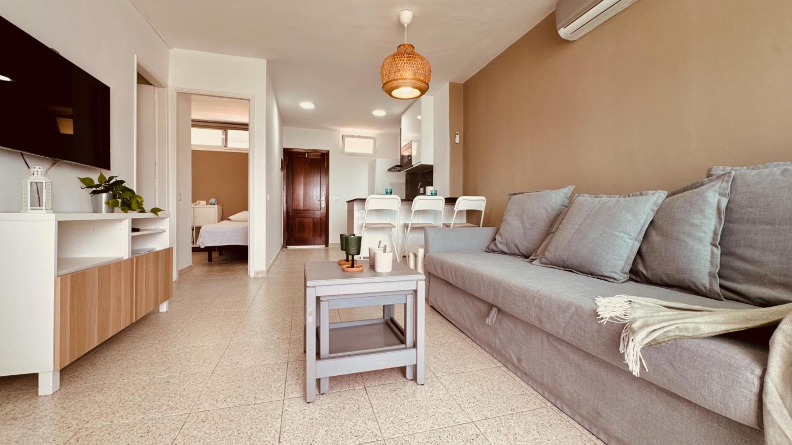 Apartamento de dos habitaciones con vista al mar