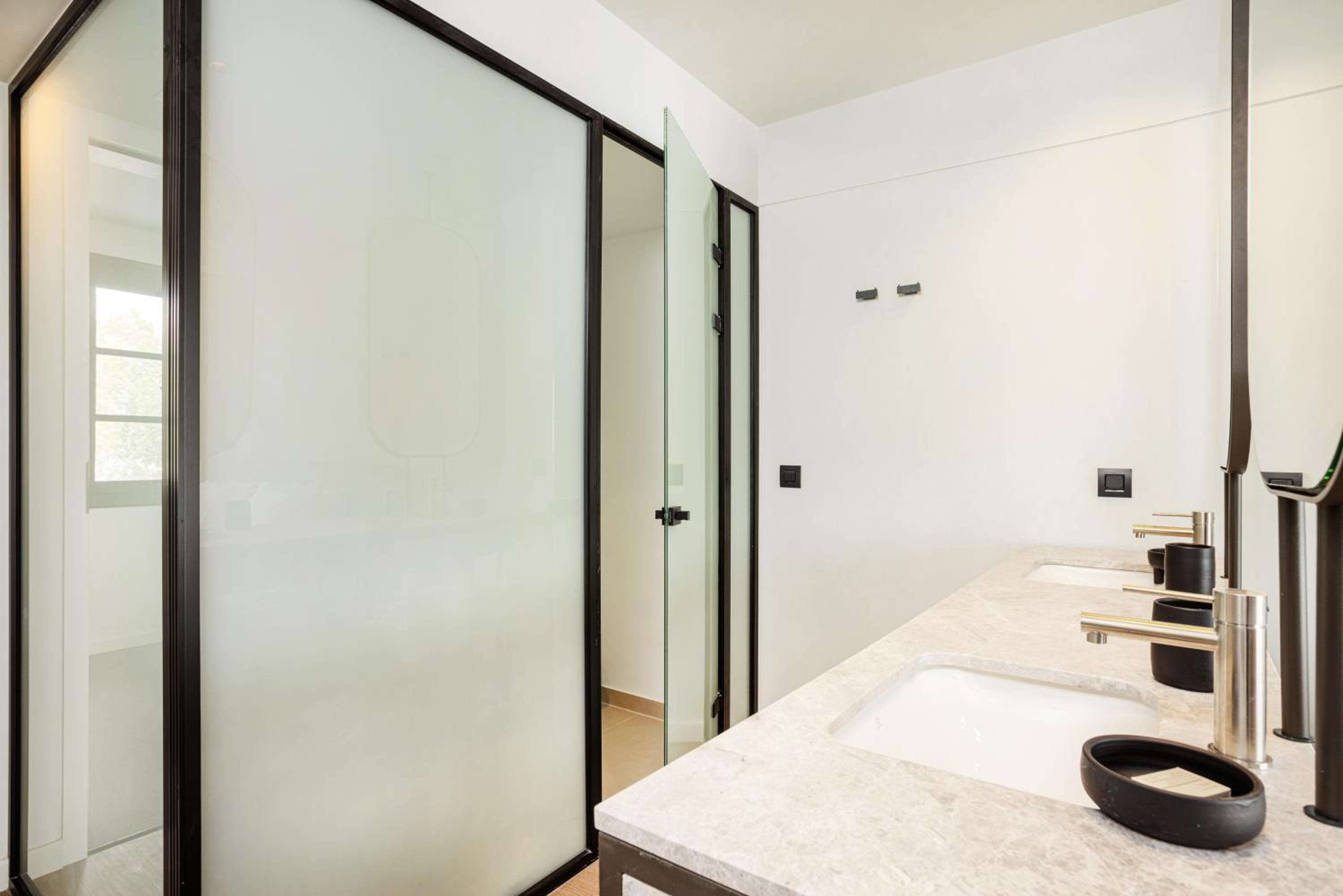 Junior Suite with Sea View - Photo 5