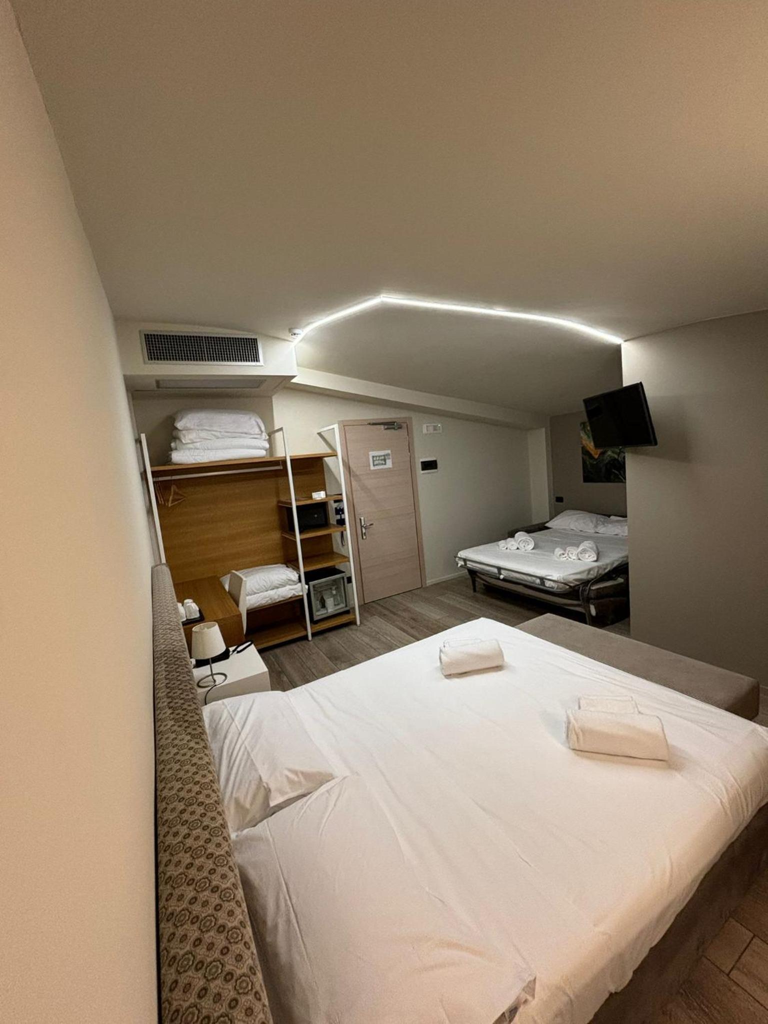 Suite with Terrace photo 3