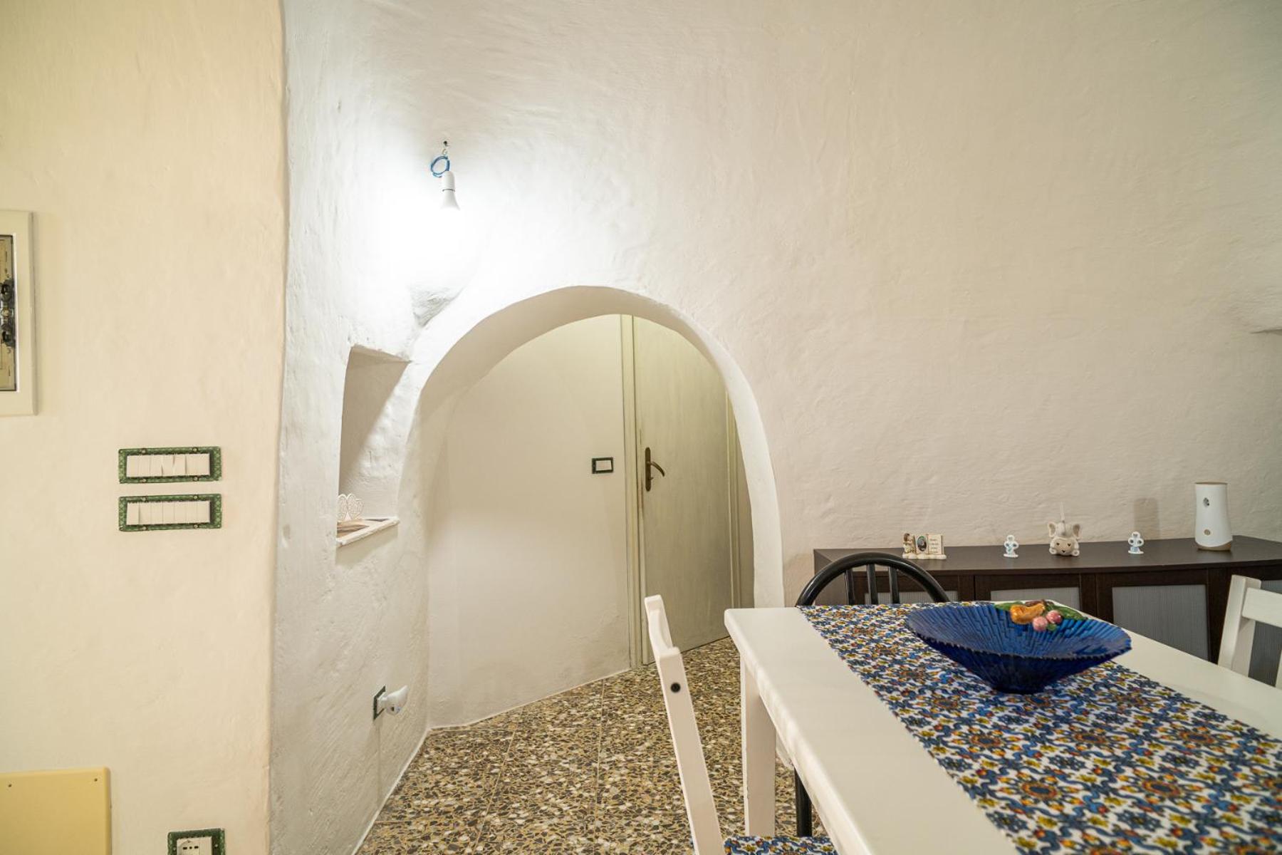 One-Bedroom House photo 2
