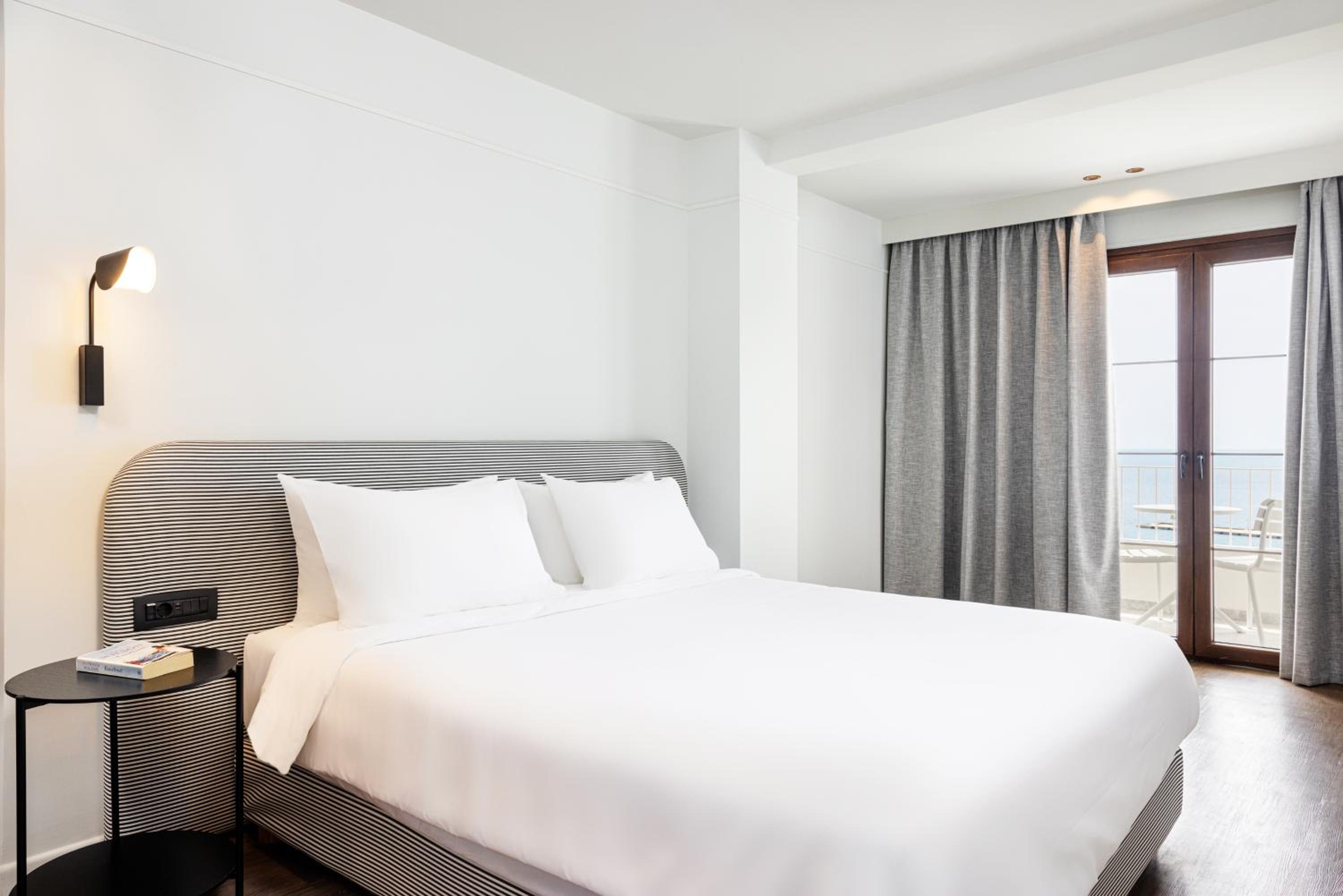 Executive Double Room with Sea View photo 2