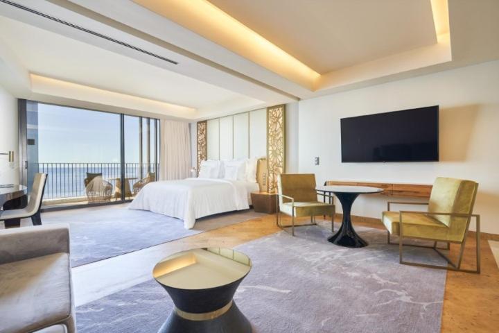 Junior Suite (Non Smoking)