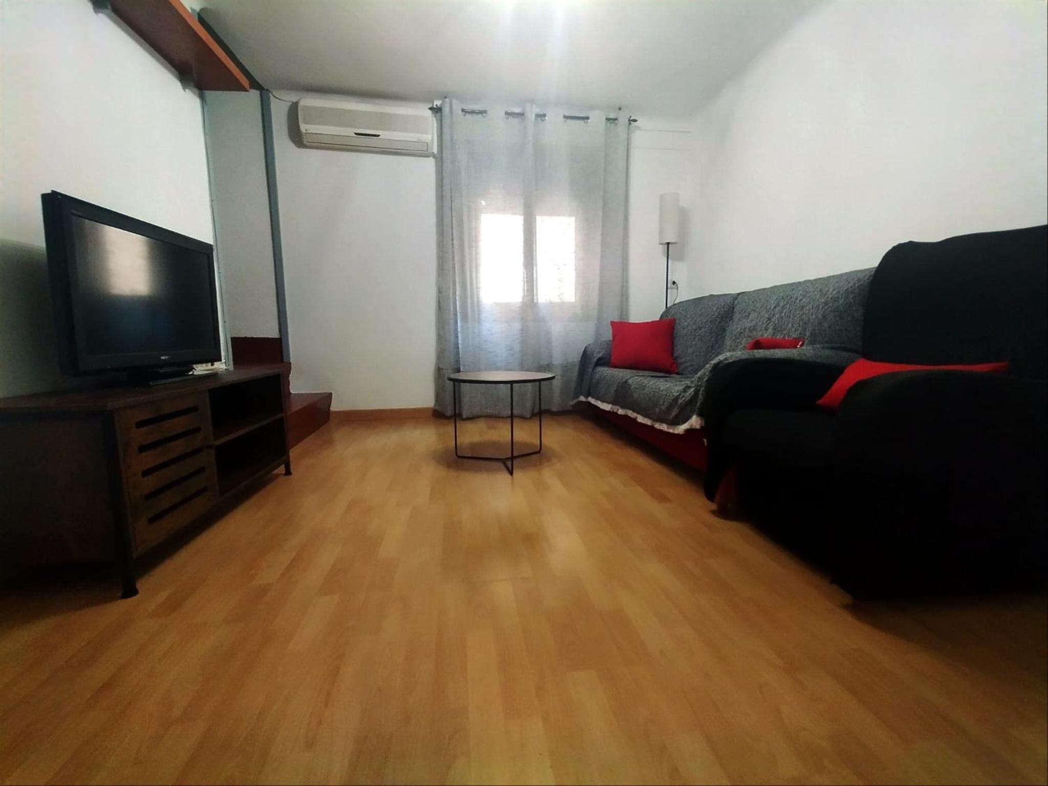 Casa de cuatro habitaciones