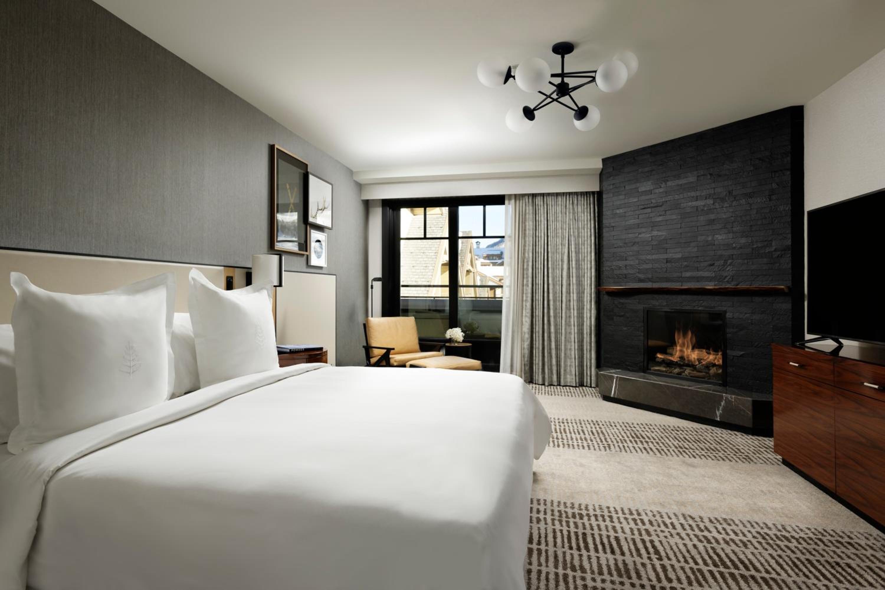 Four Seasons Resort Vail, Photo 2