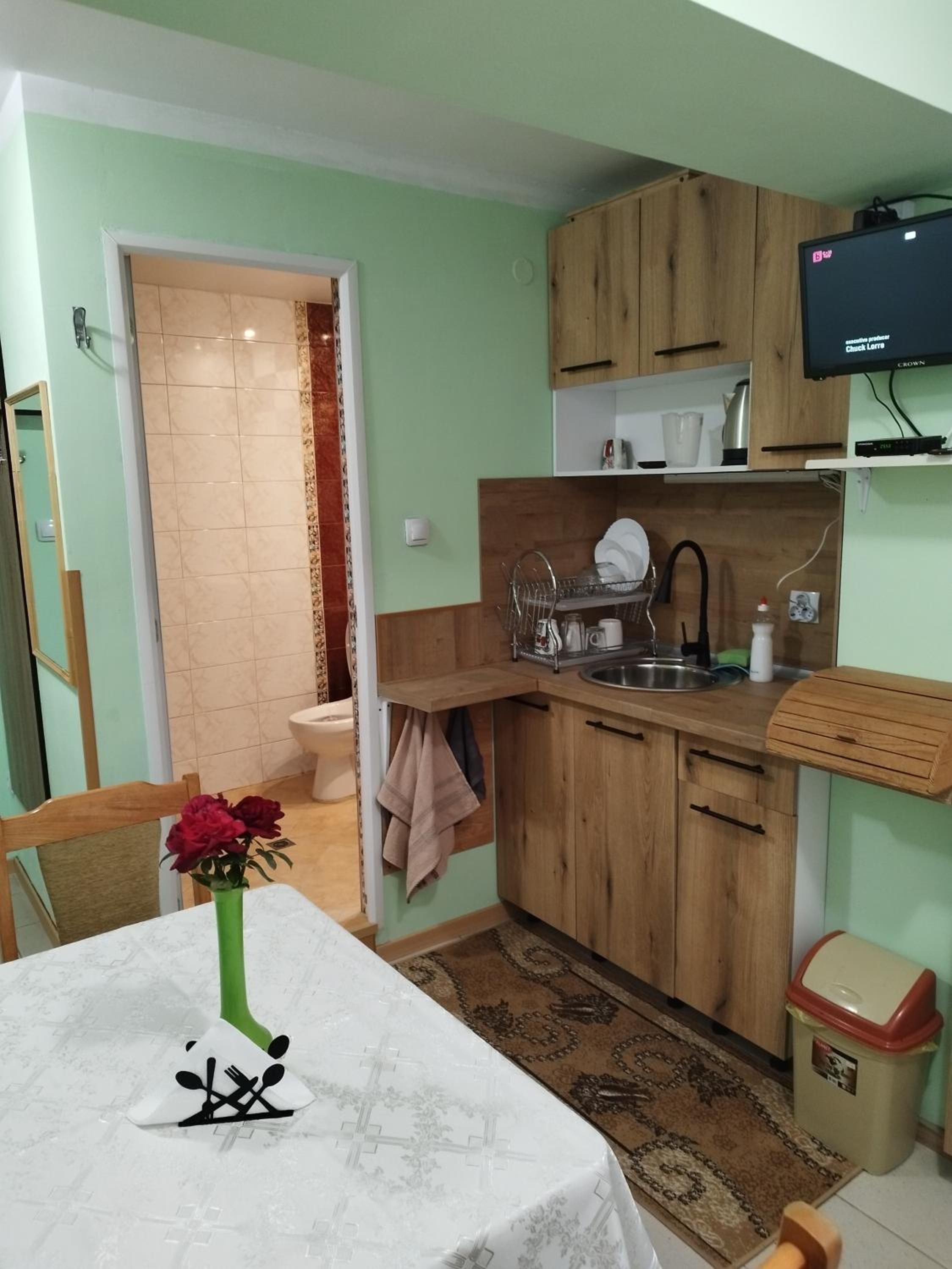 One-Bedroom Apartment with Balcony