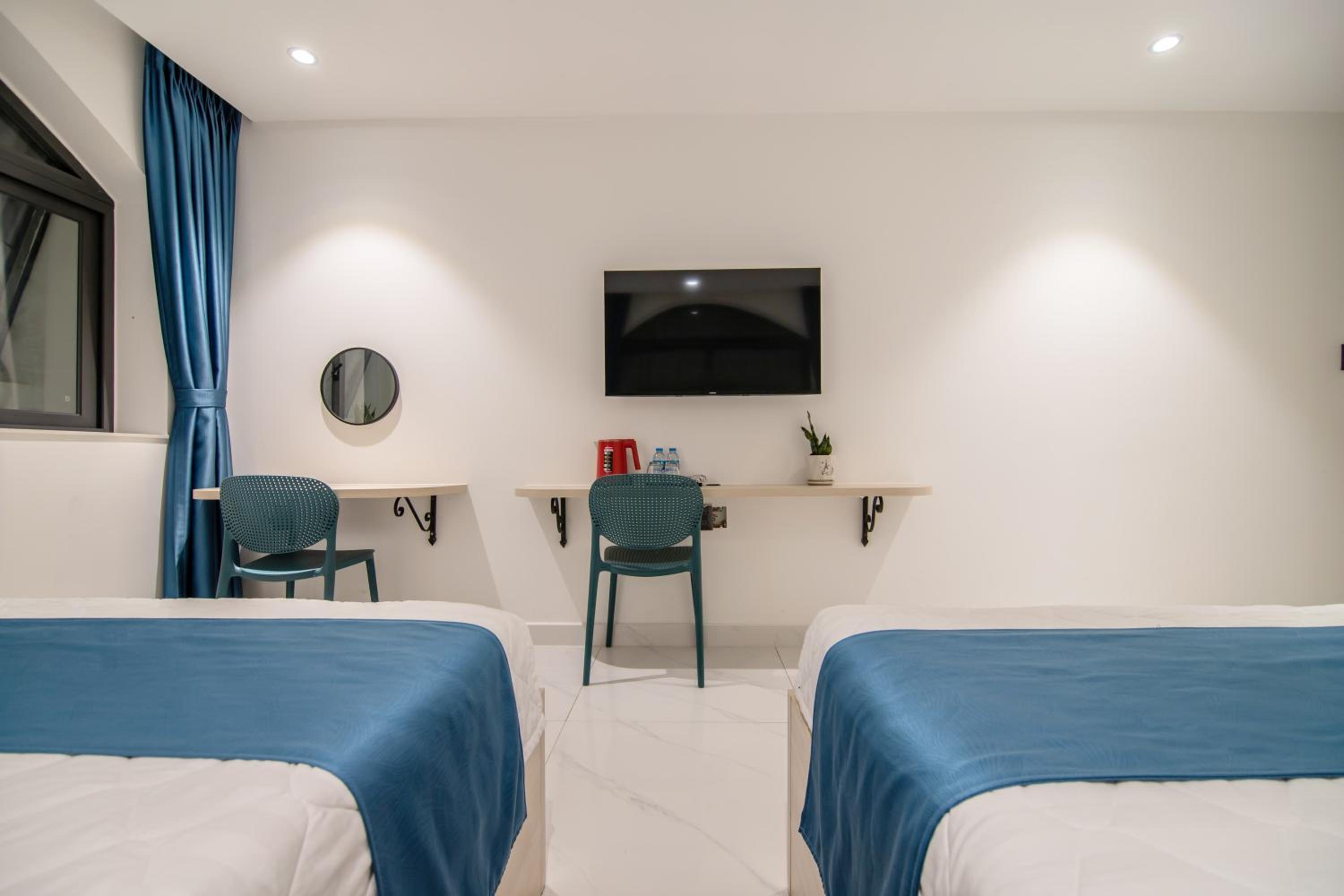 Deluxe Twin Room - Photo 14