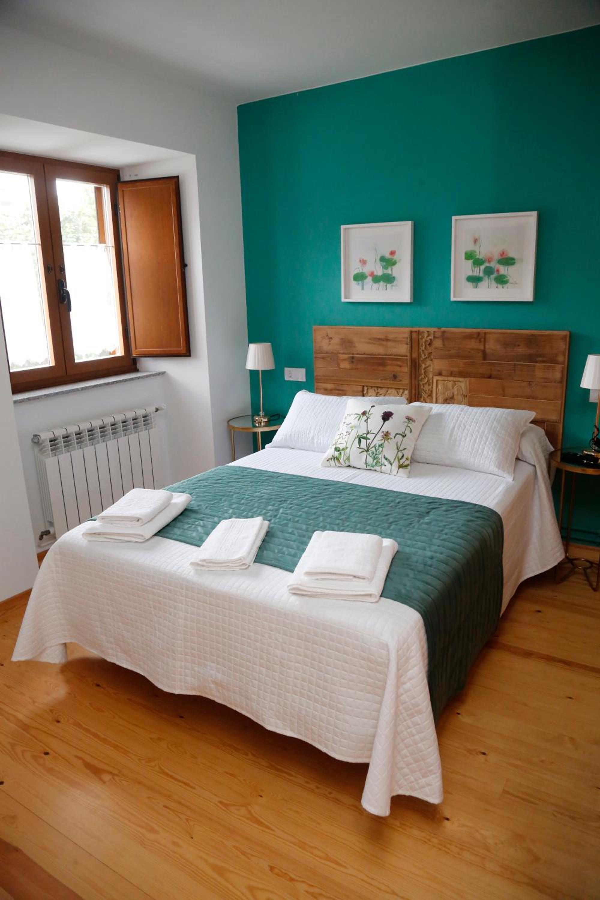 Four-Bedroom House photo 3