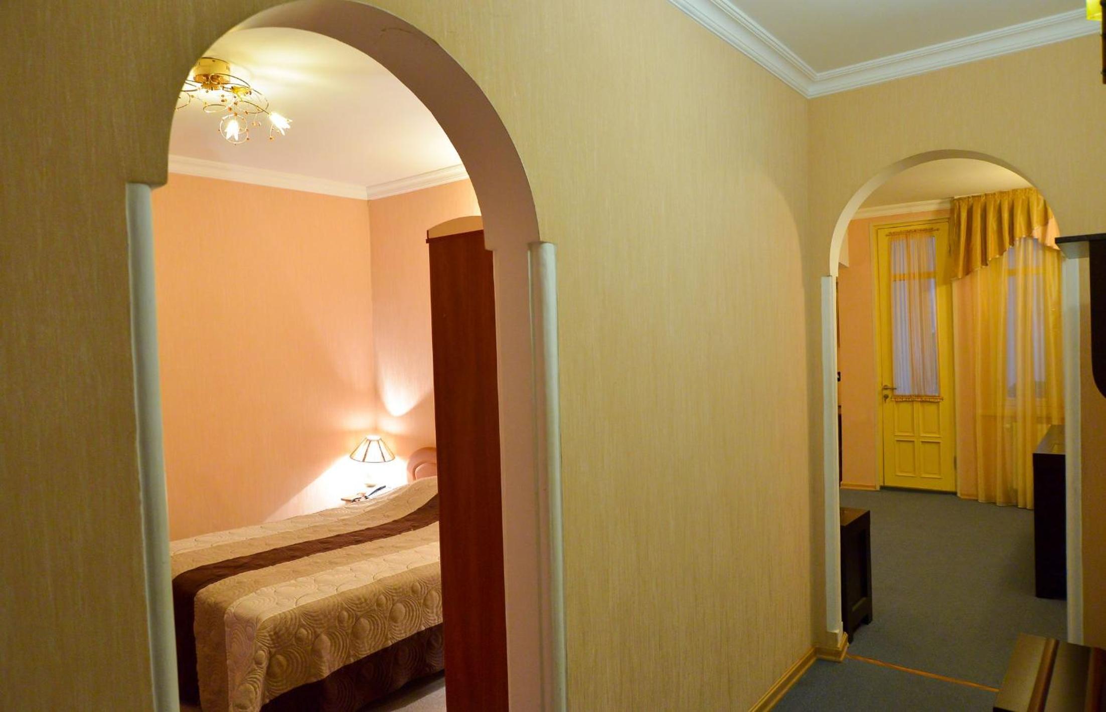 Suite with City View photo 2