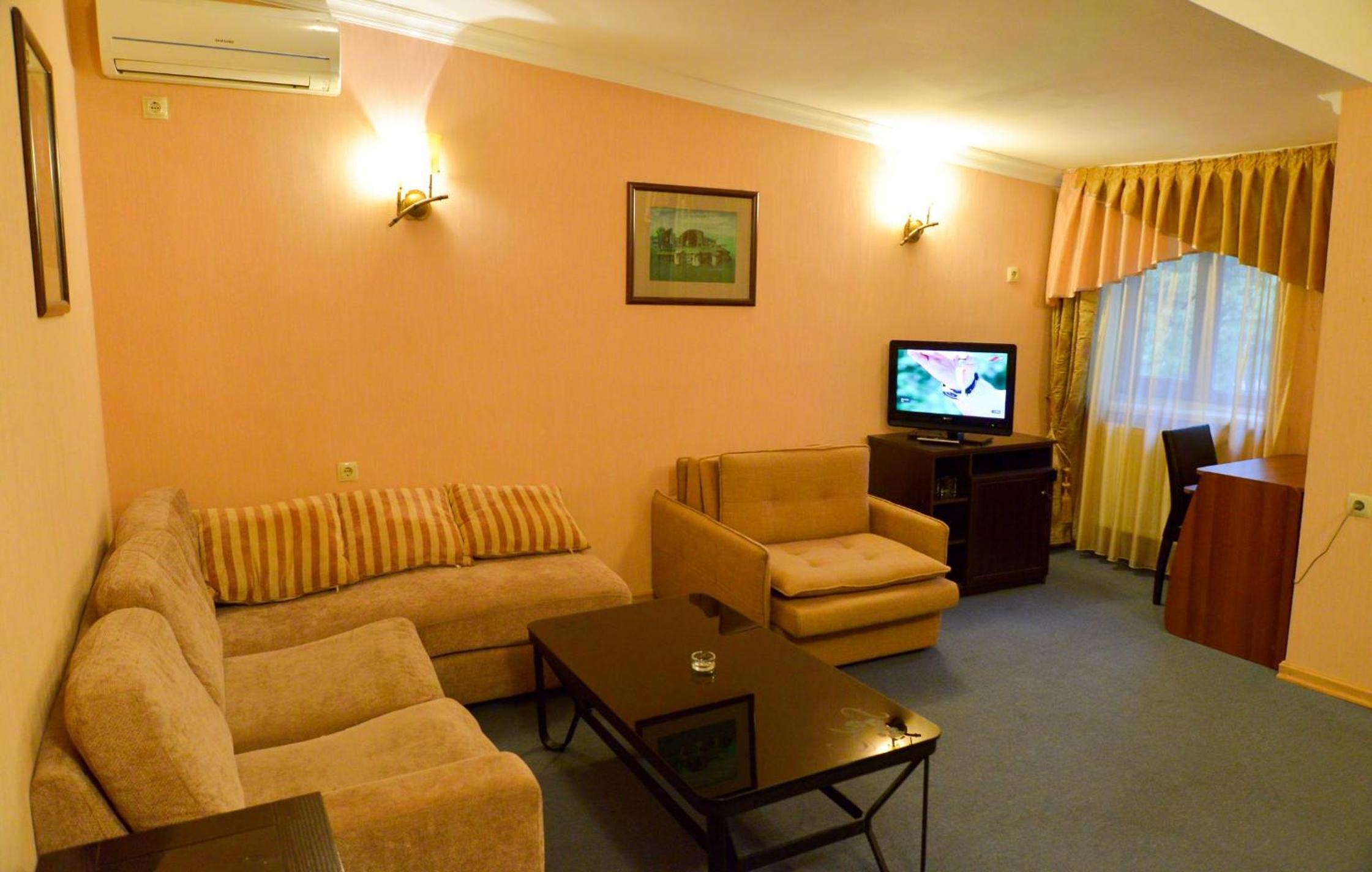 Suite with City View photo 1