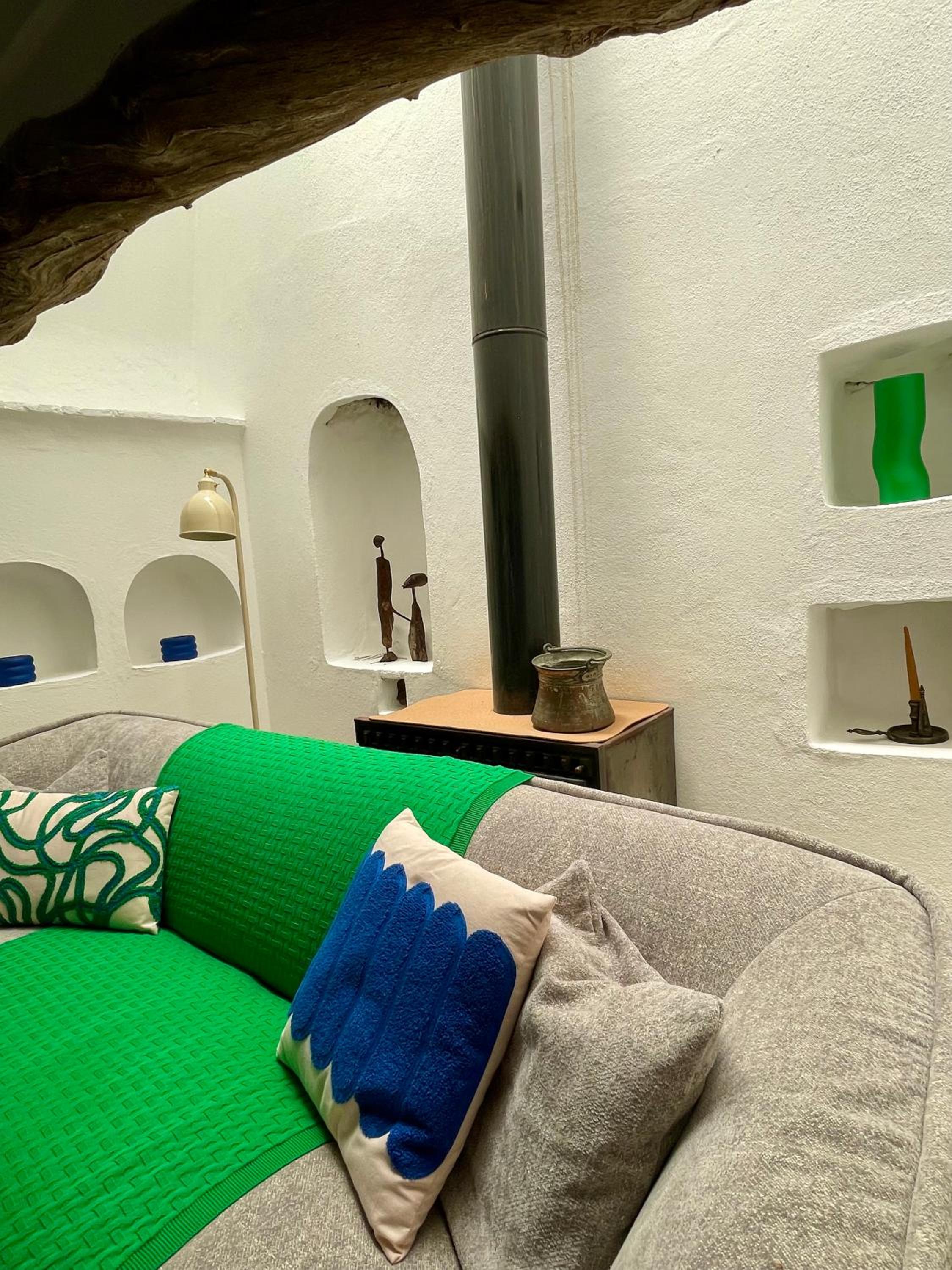 Two-Bedroom House photo 2