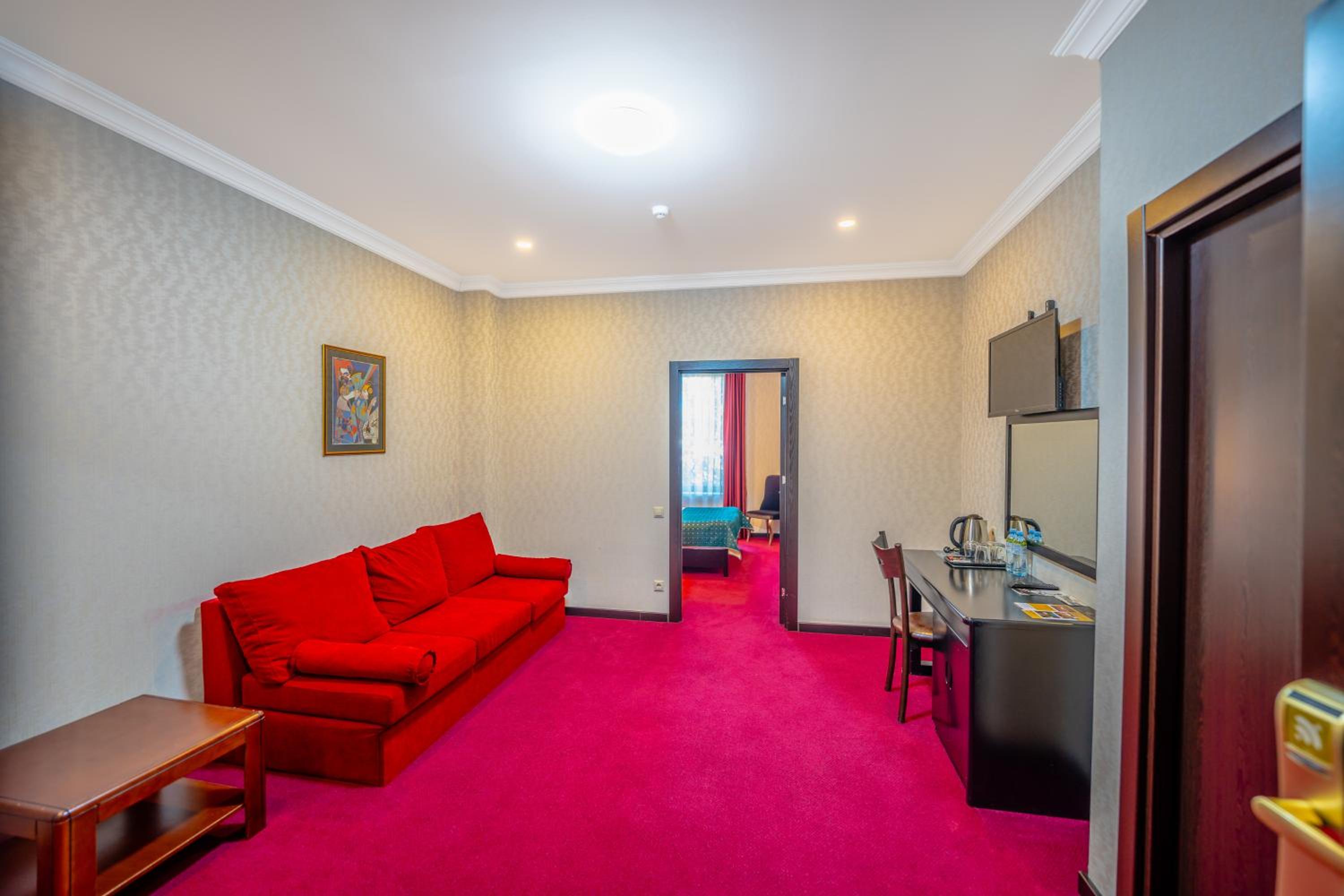 Standard Double Suite photo 2
