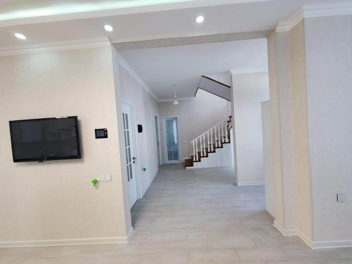 Villa photo 1