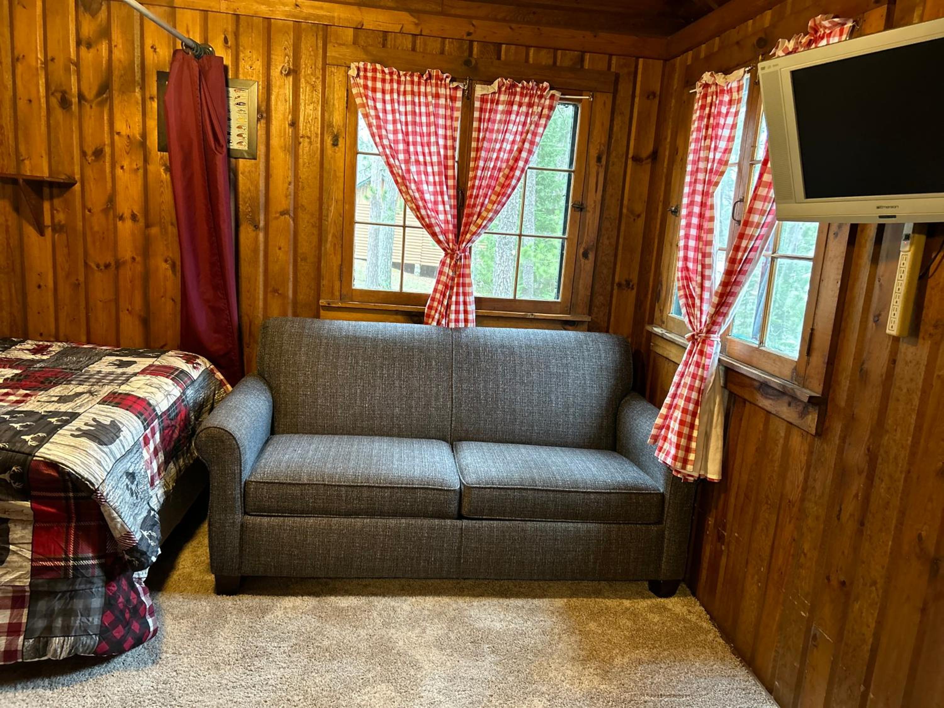 One-Bedroom House photo 1