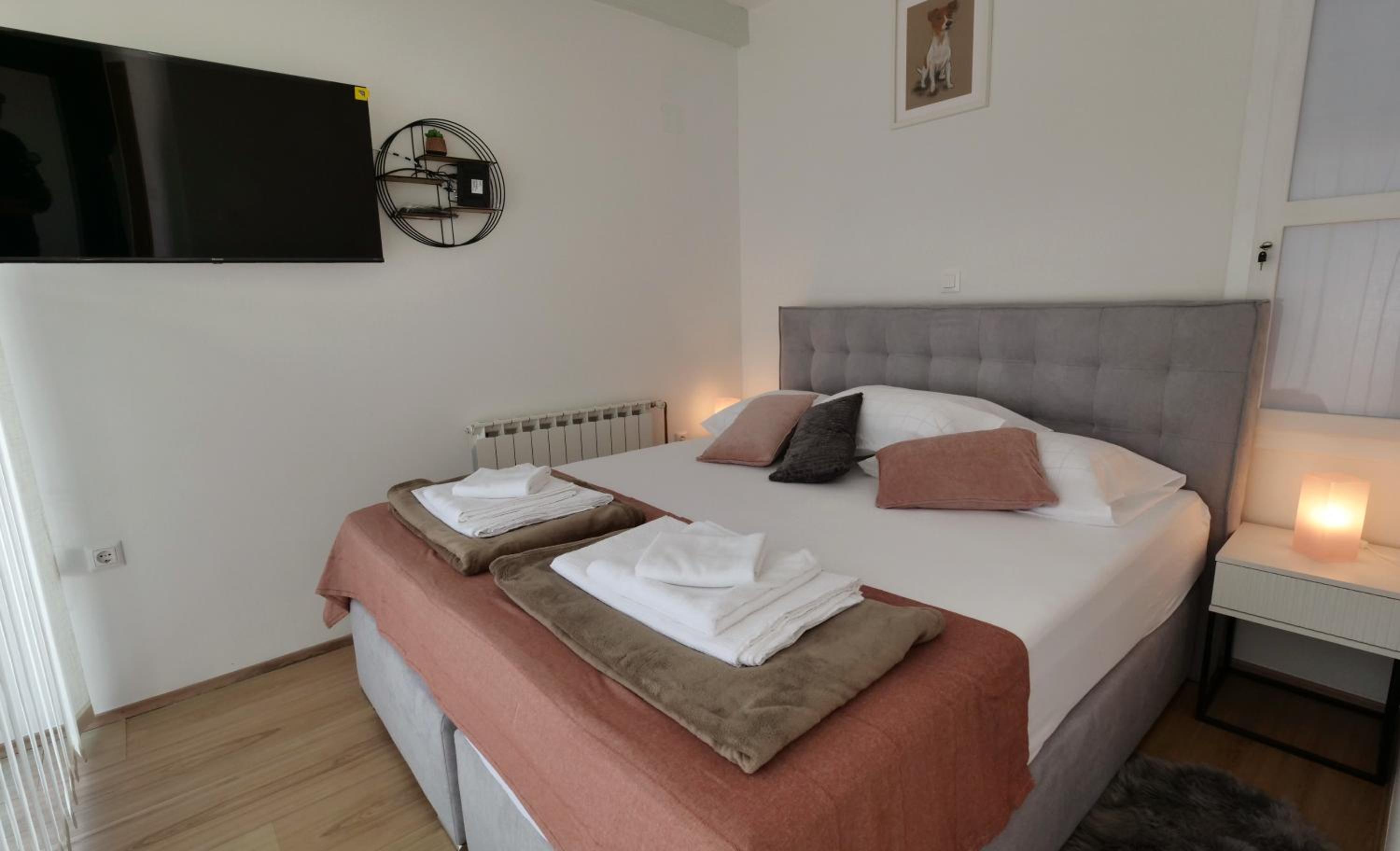 Studio Apartment With One Double Bed