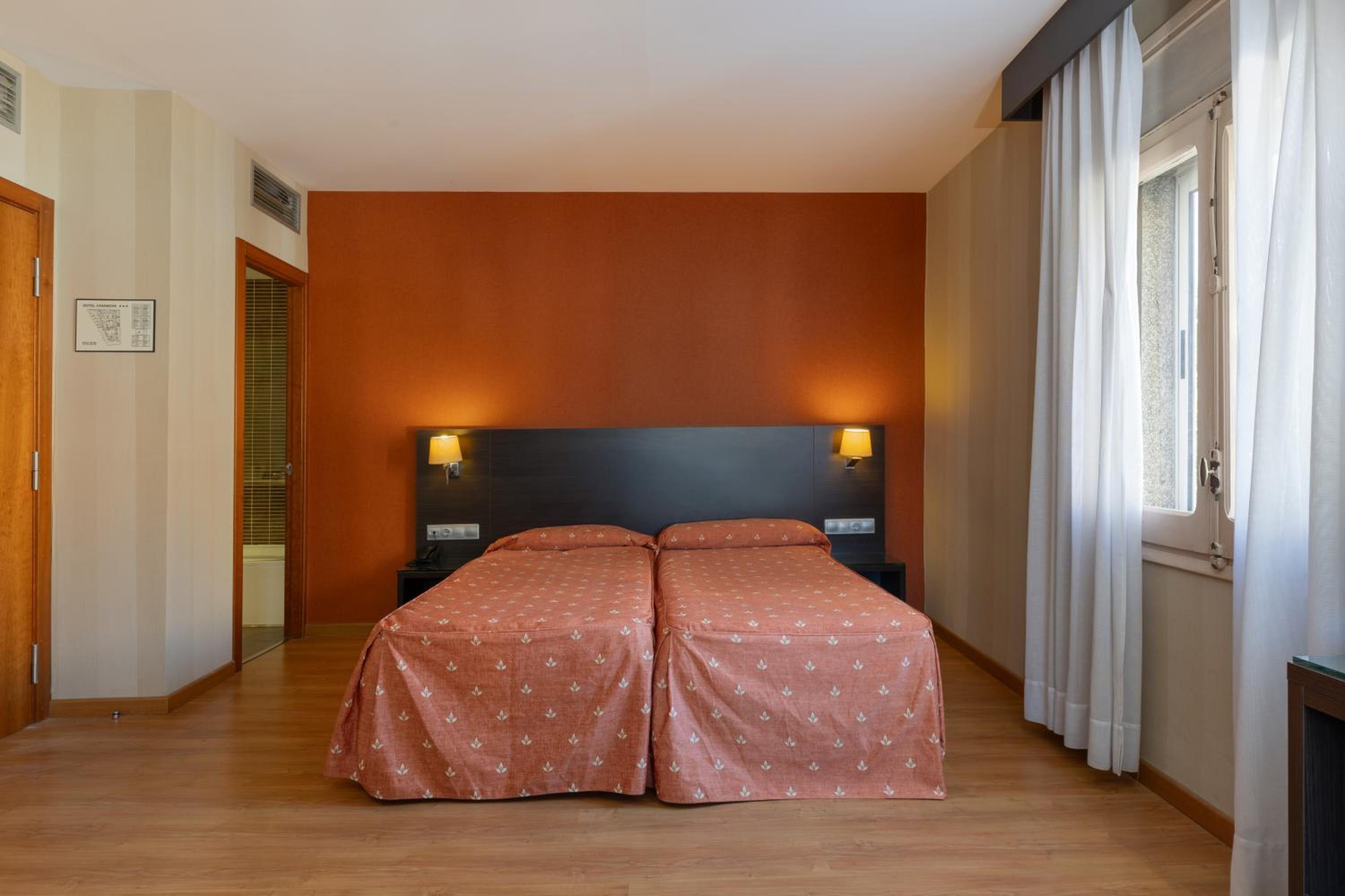 Triple Room - Photo 10