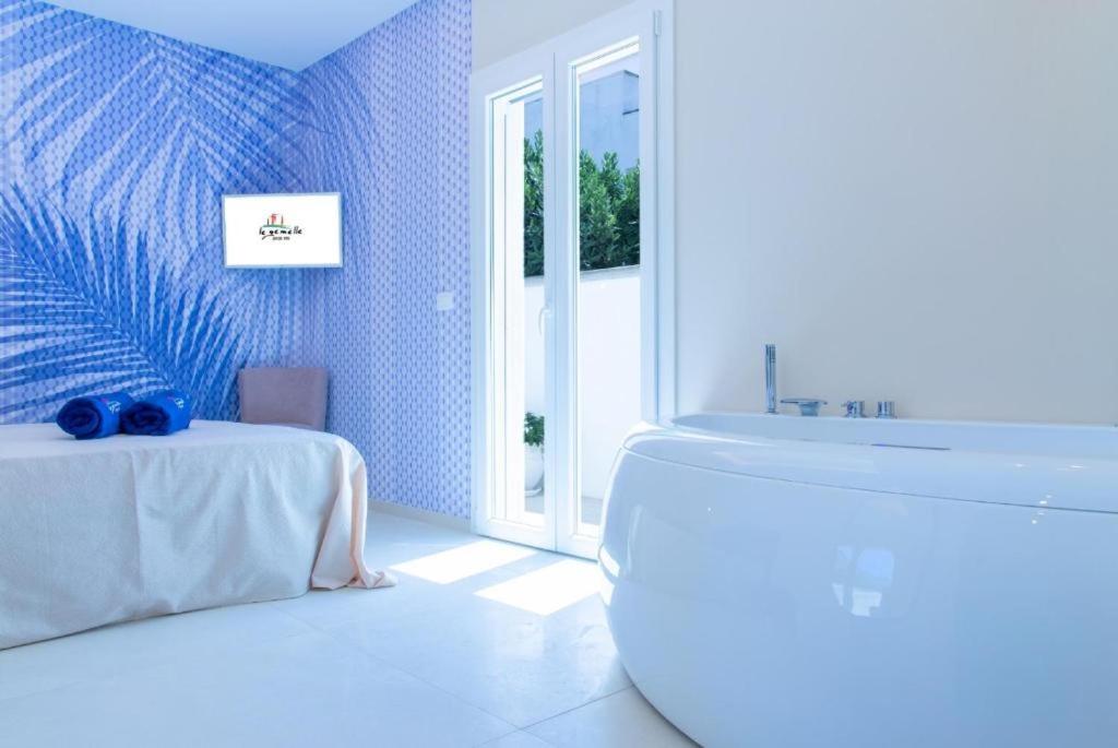 Deluxe Double Room With Bath photo 3