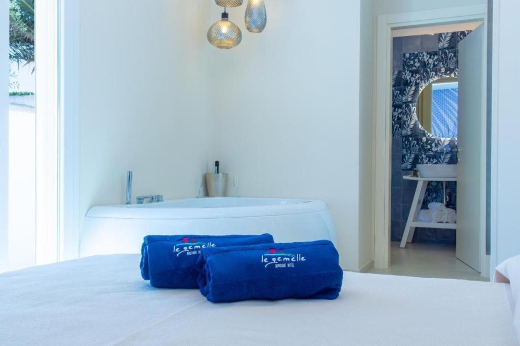 Deluxe Double Room With Bath photo 2