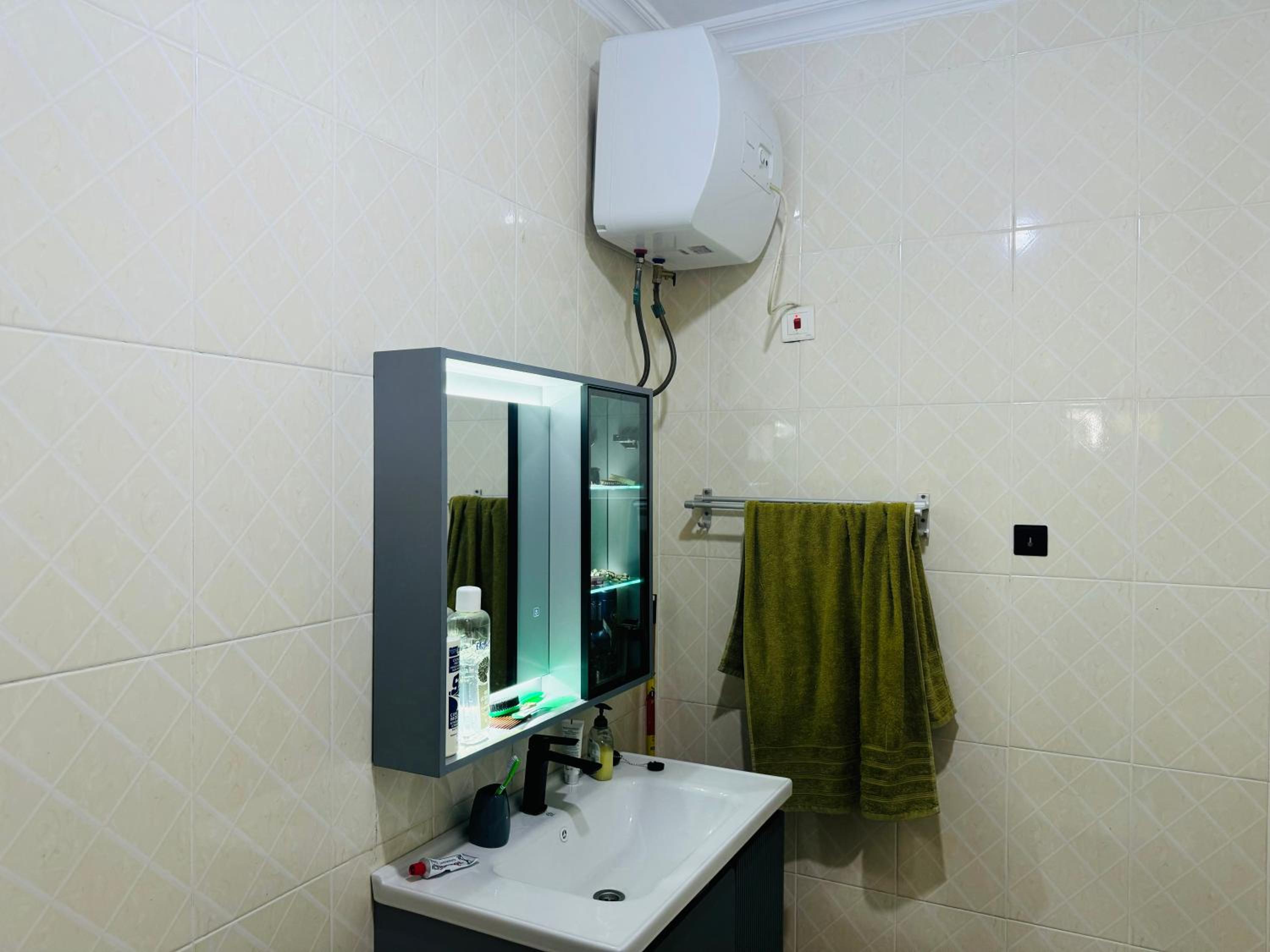 Two-Bedroom House photo 2