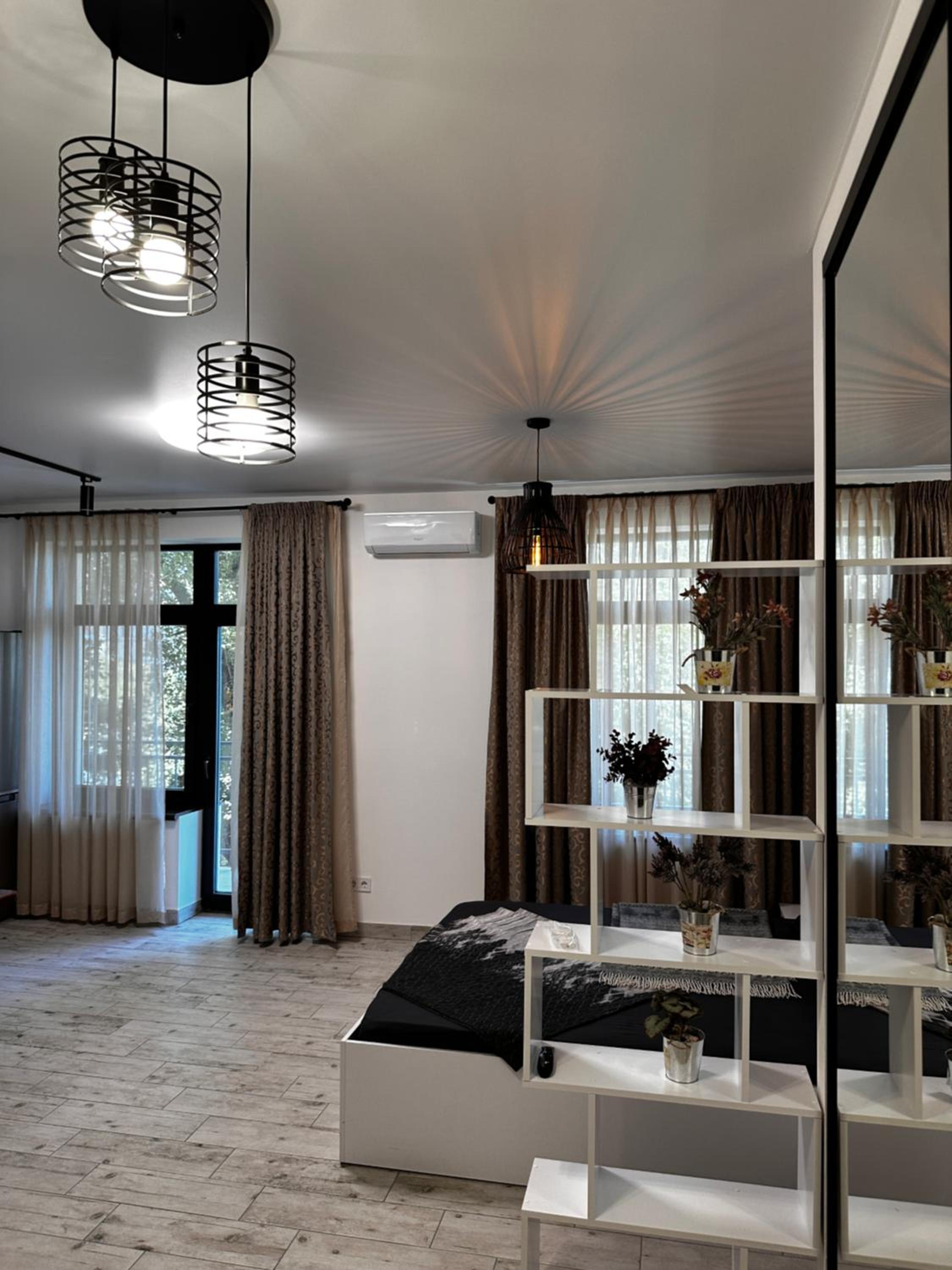 One-Bedroom Apartment with Balcony photo 1