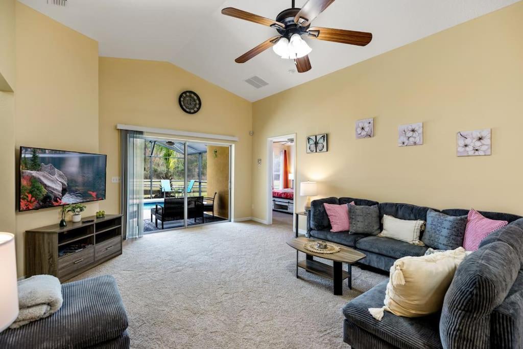 Villa photo 1