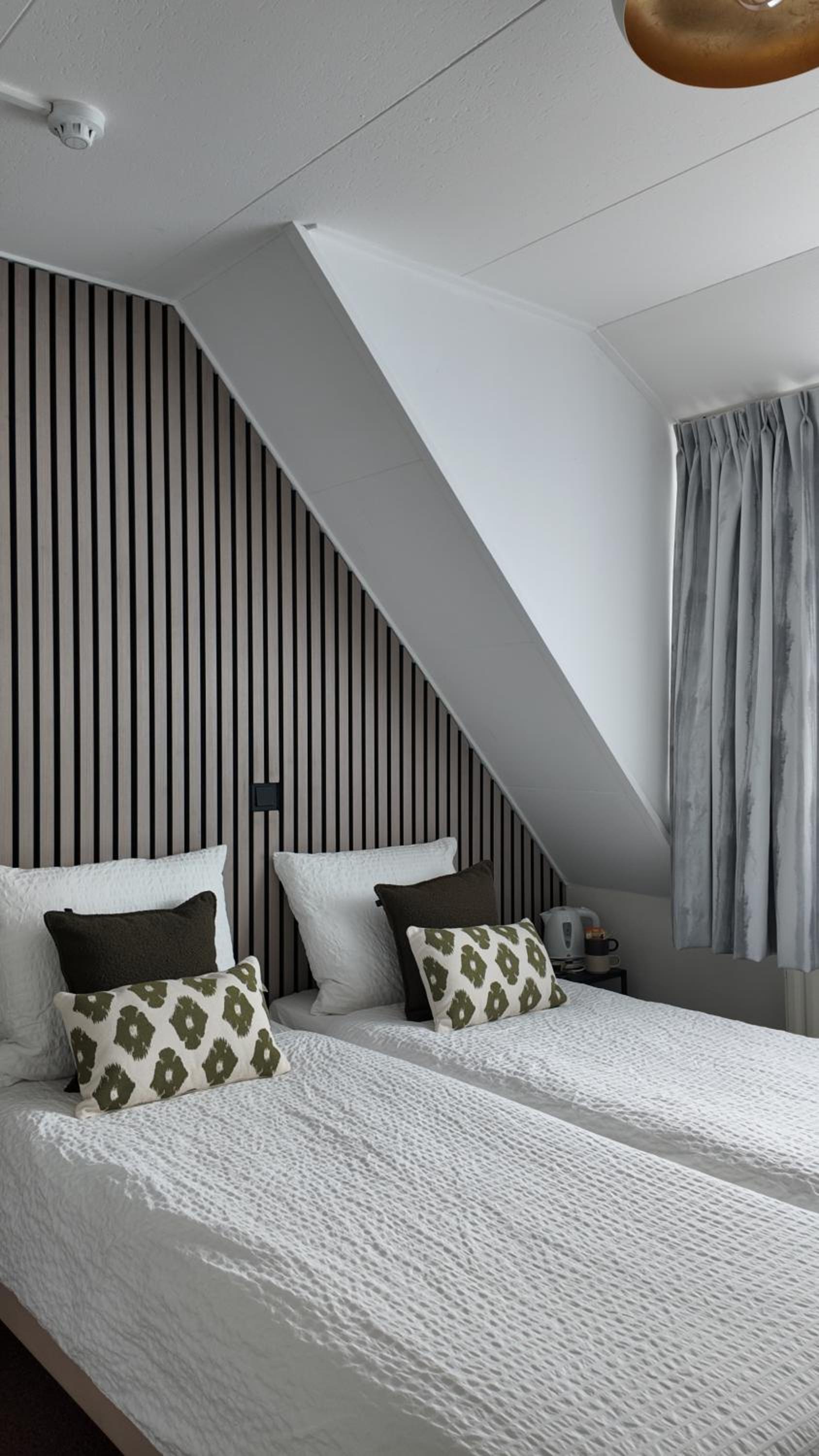 Small Twin Room photo 3